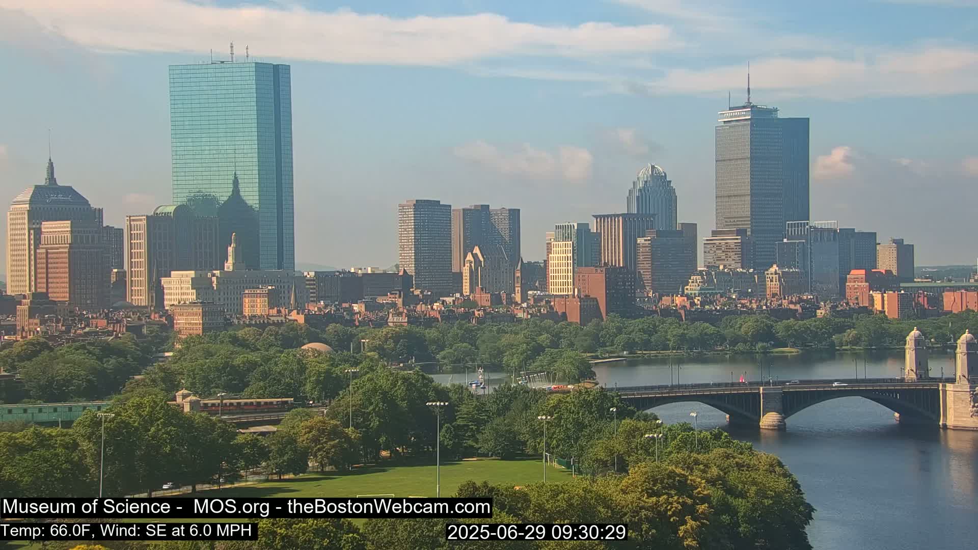 Charles River & Boston City View Live Cam - Boston, Massachusetts, USA
