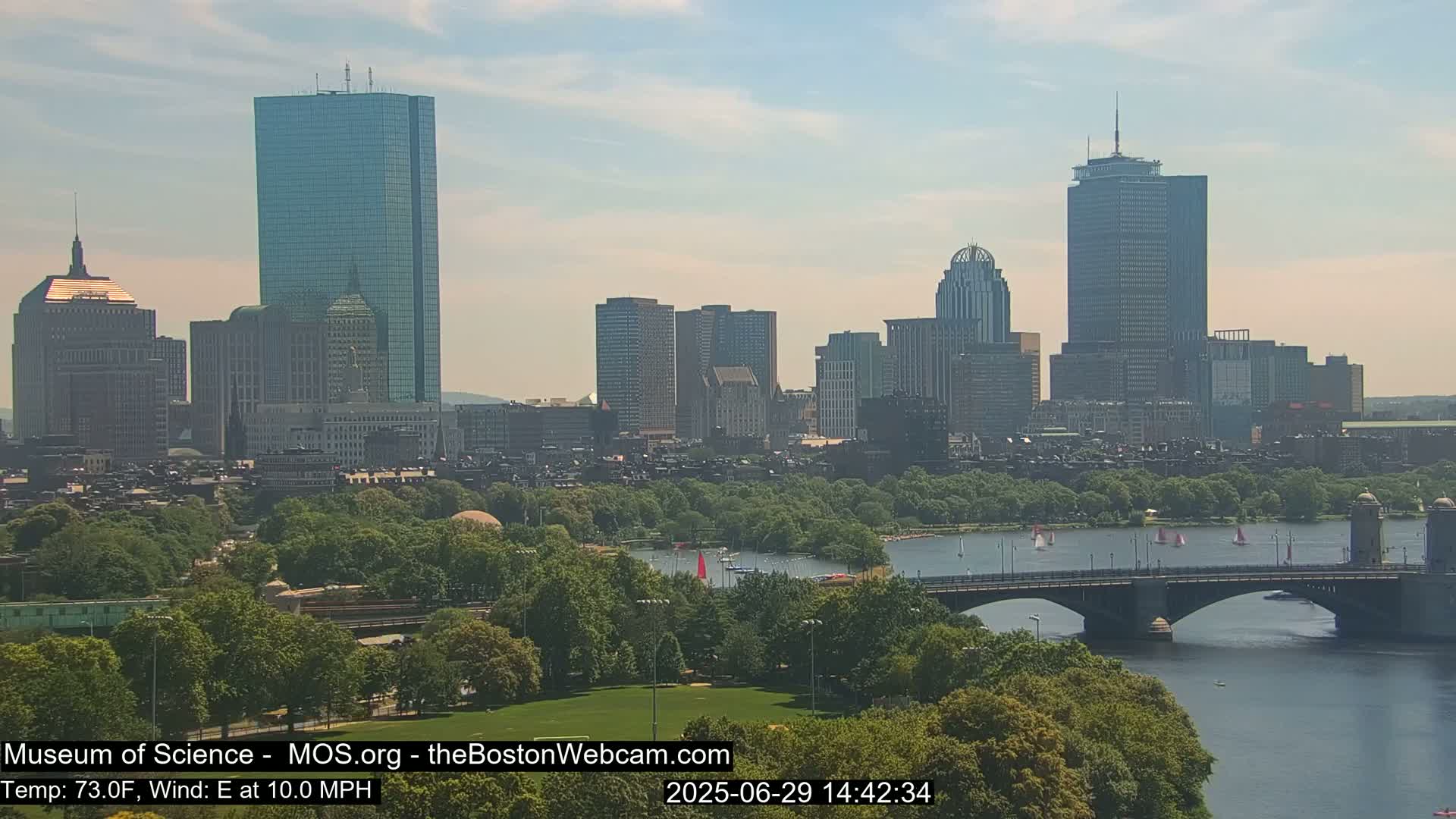 Charles River & Boston City View Live Cam - Boston, Massachusetts, USA