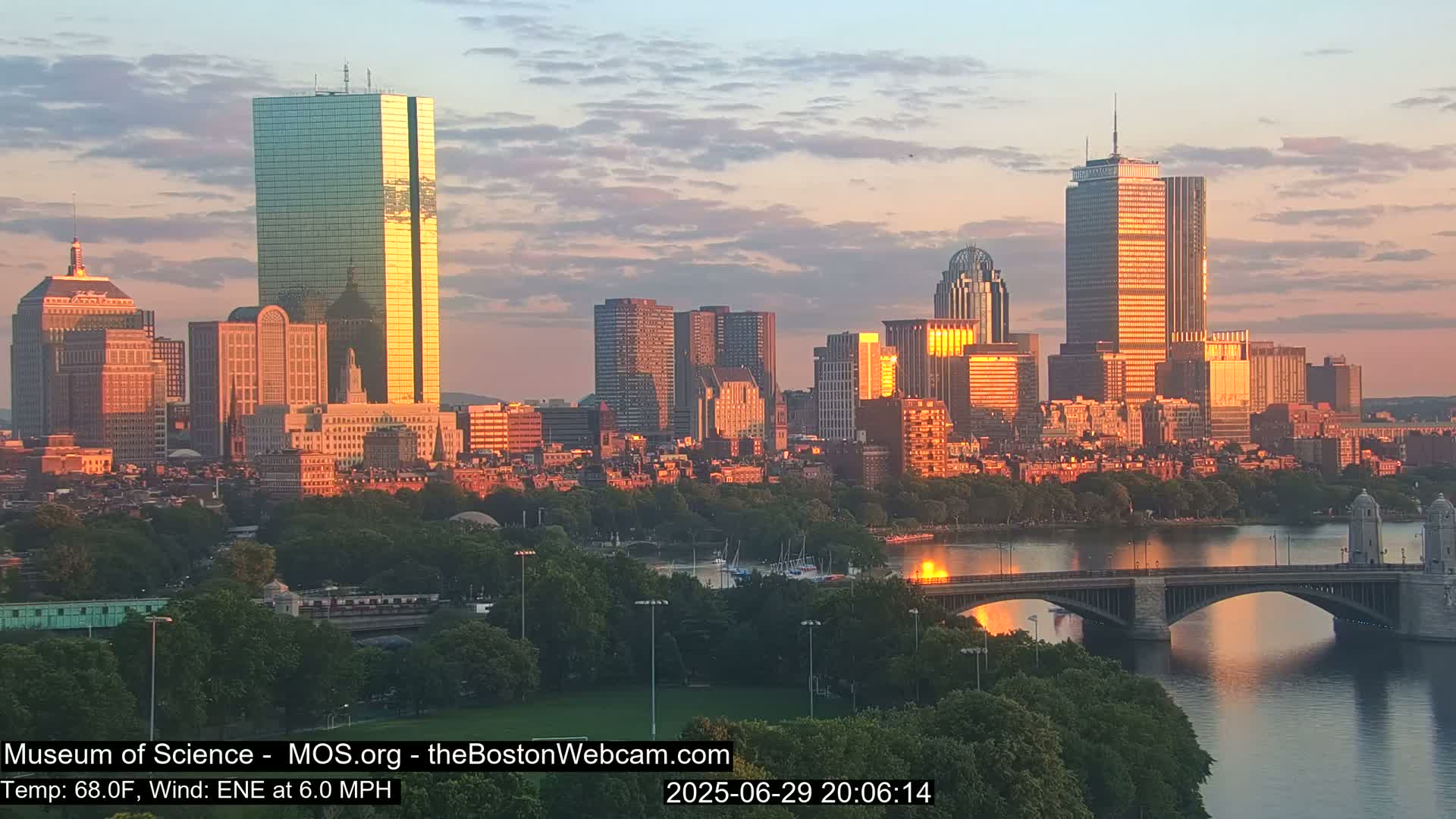 Charles River & Boston City View Live Cam - Boston, Massachusetts, USA