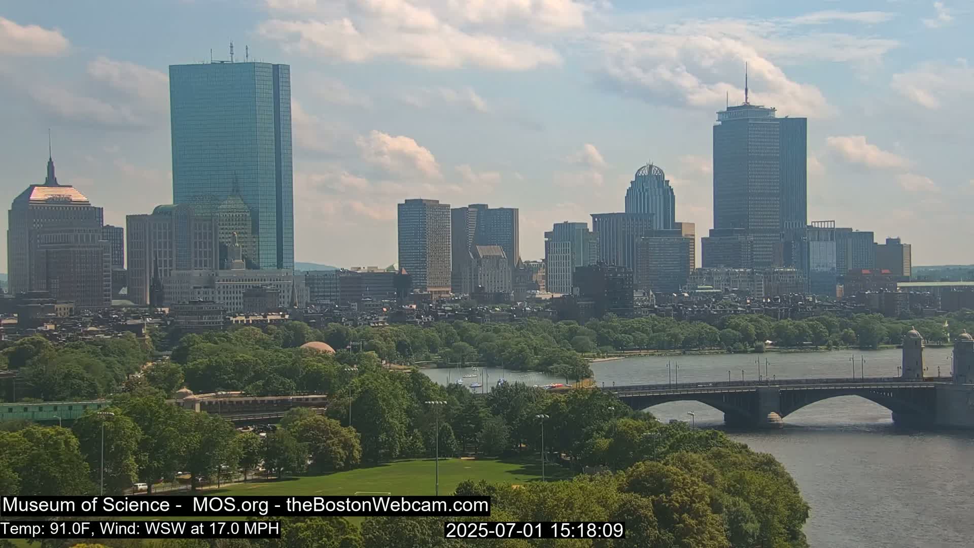 Charles River & Boston City View Live Cam - Boston, Massachusetts, USA