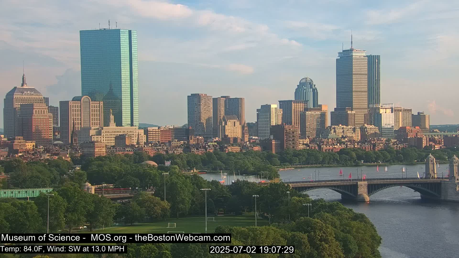 Charles River & Boston City View Live Cam - Boston, Massachusetts, USA