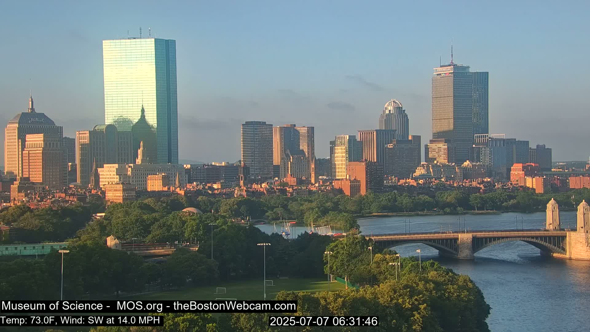 Charles River & Boston City View Live Cam - Boston, Massachusetts, USA