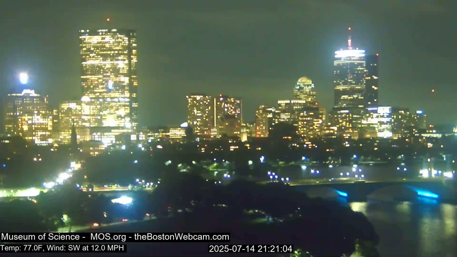 Charles River & Boston City View Live Cam - Boston, Massachusetts, USA