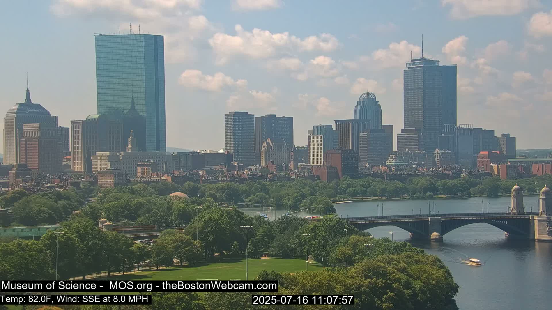 Charles River & Boston City View Live Cam - Boston, Massachusetts, USA