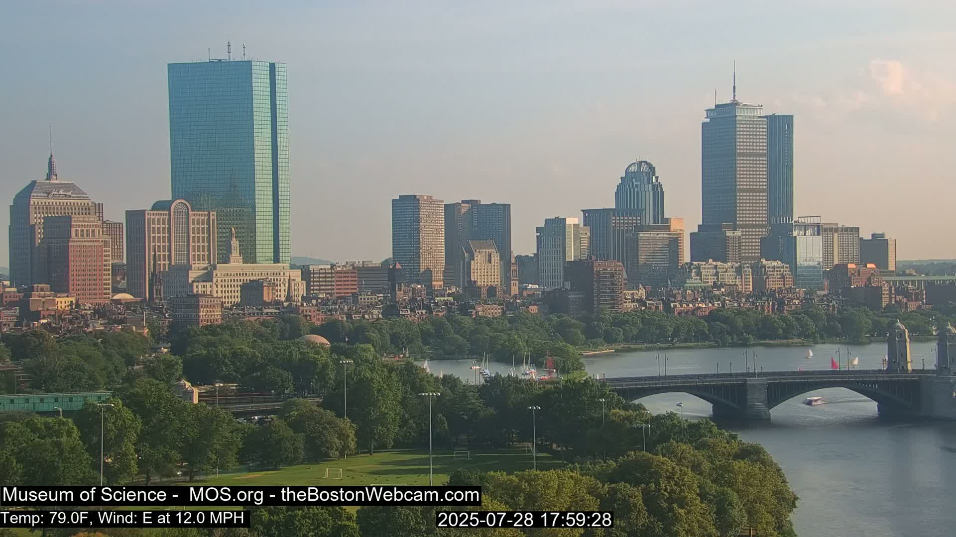 Charles River & Boston City View Live Cam - Boston, Massachusetts, USA