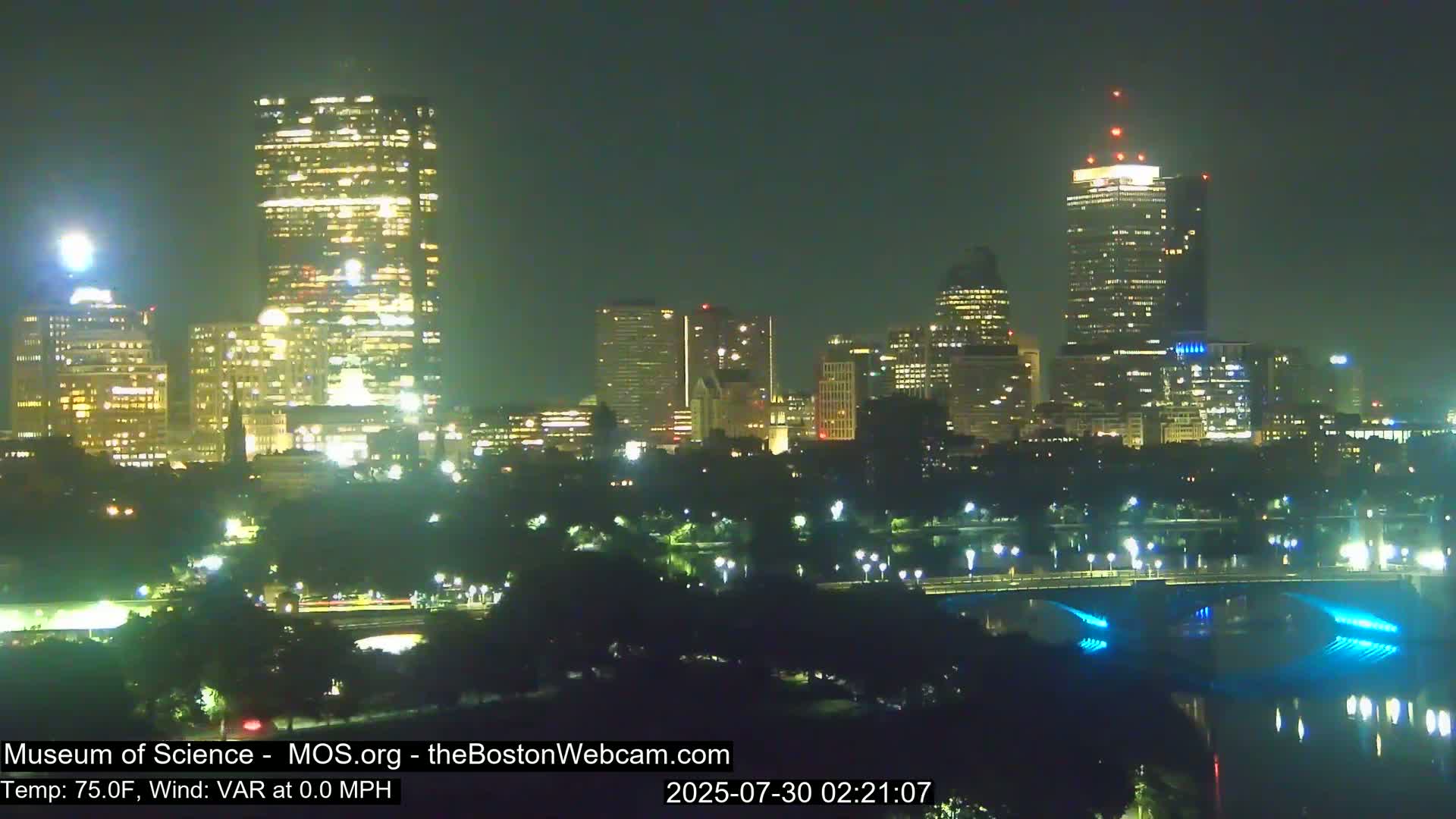 Charles River & Boston City View Live Cam - Boston, Massachusetts, USA