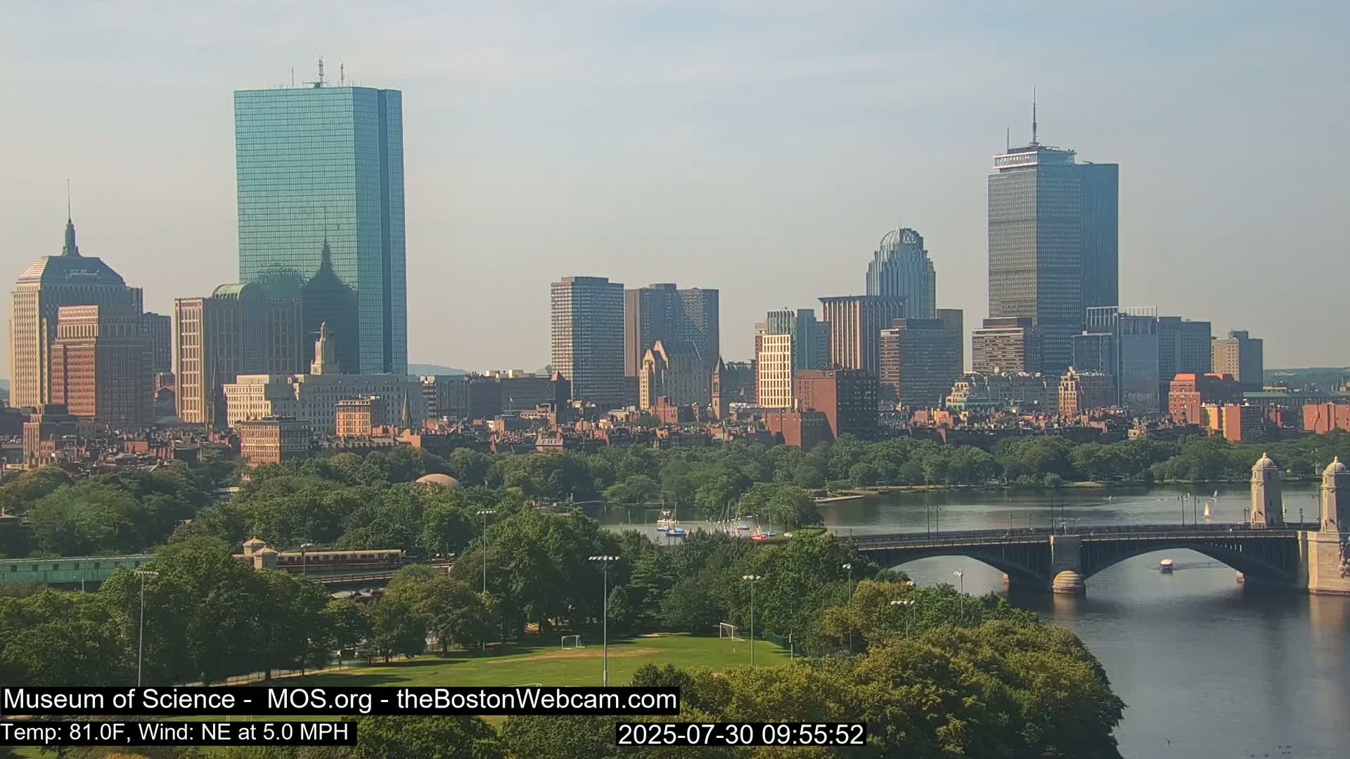 Charles River & Boston City View Live Cam - Boston, Massachusetts, USA