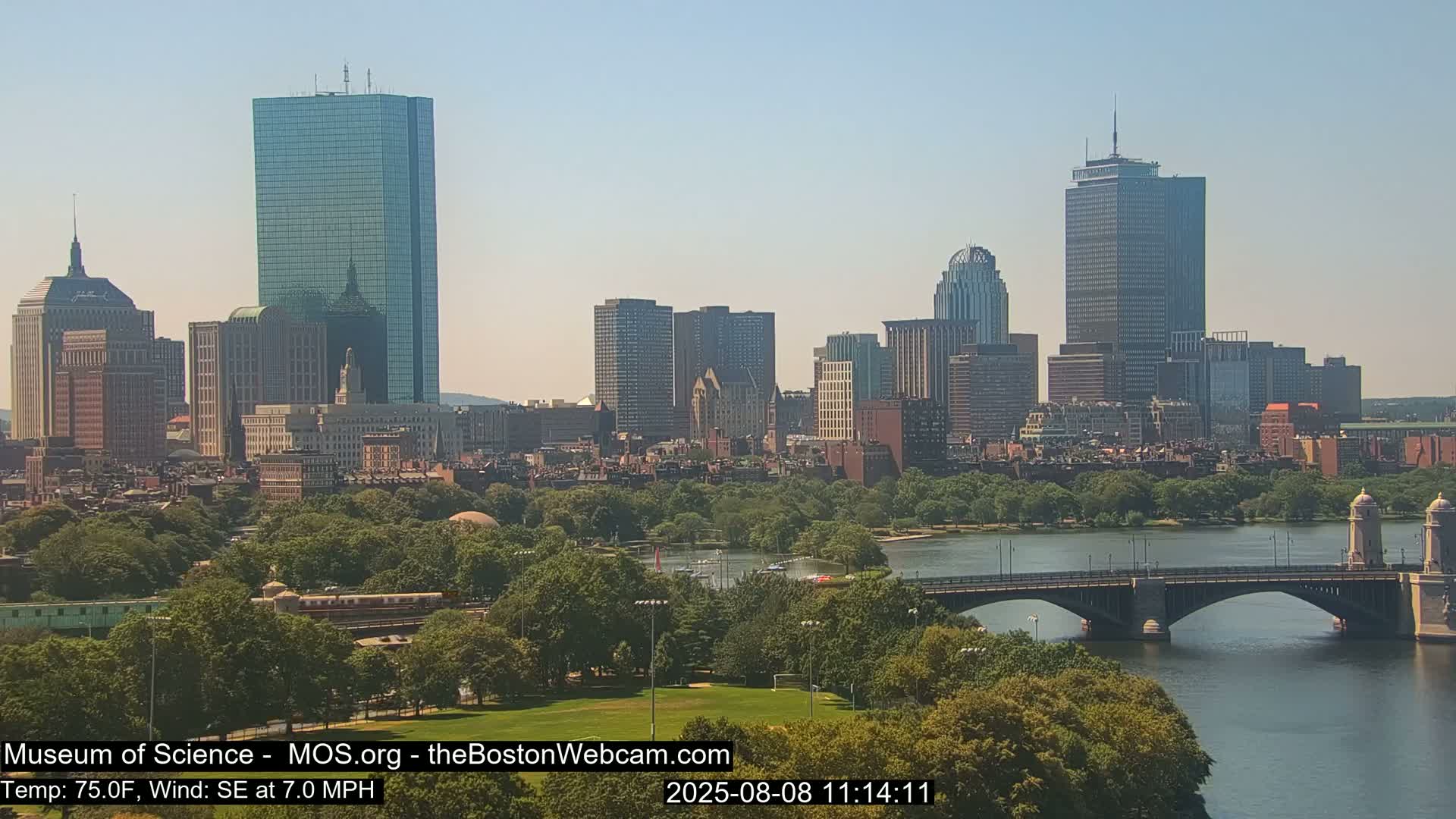 Charles River & Boston City View Live Cam - Boston, Massachusetts, USA