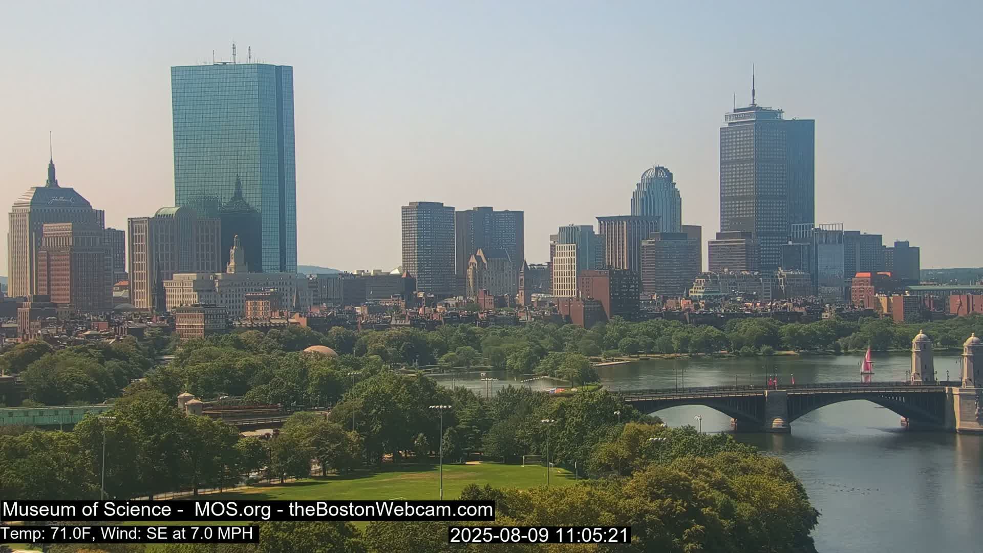 Charles River & Boston City View Live Cam - Boston, Massachusetts, USA
