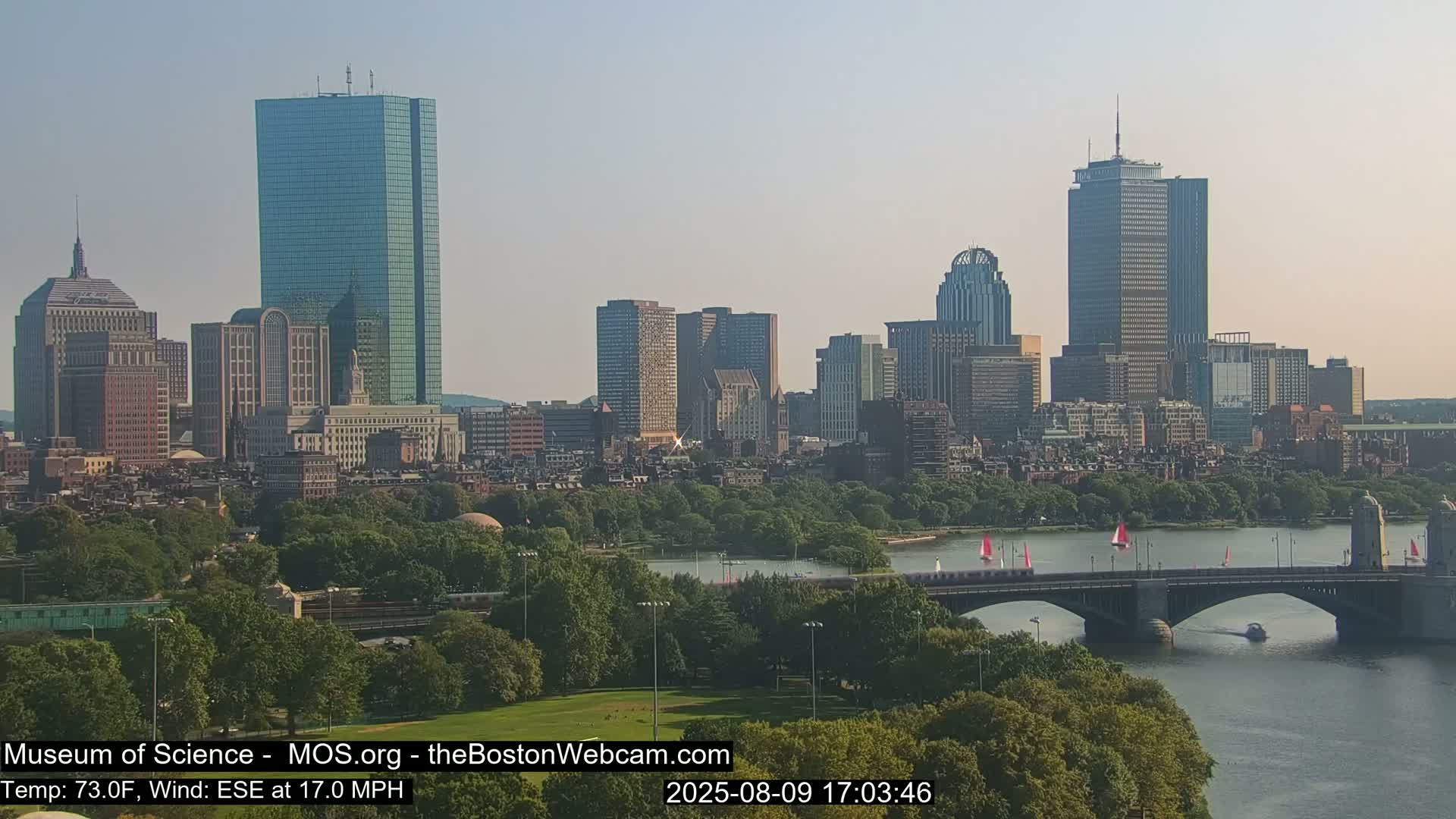 Charles River & Boston City View Live Cam - Boston, Massachusetts, USA