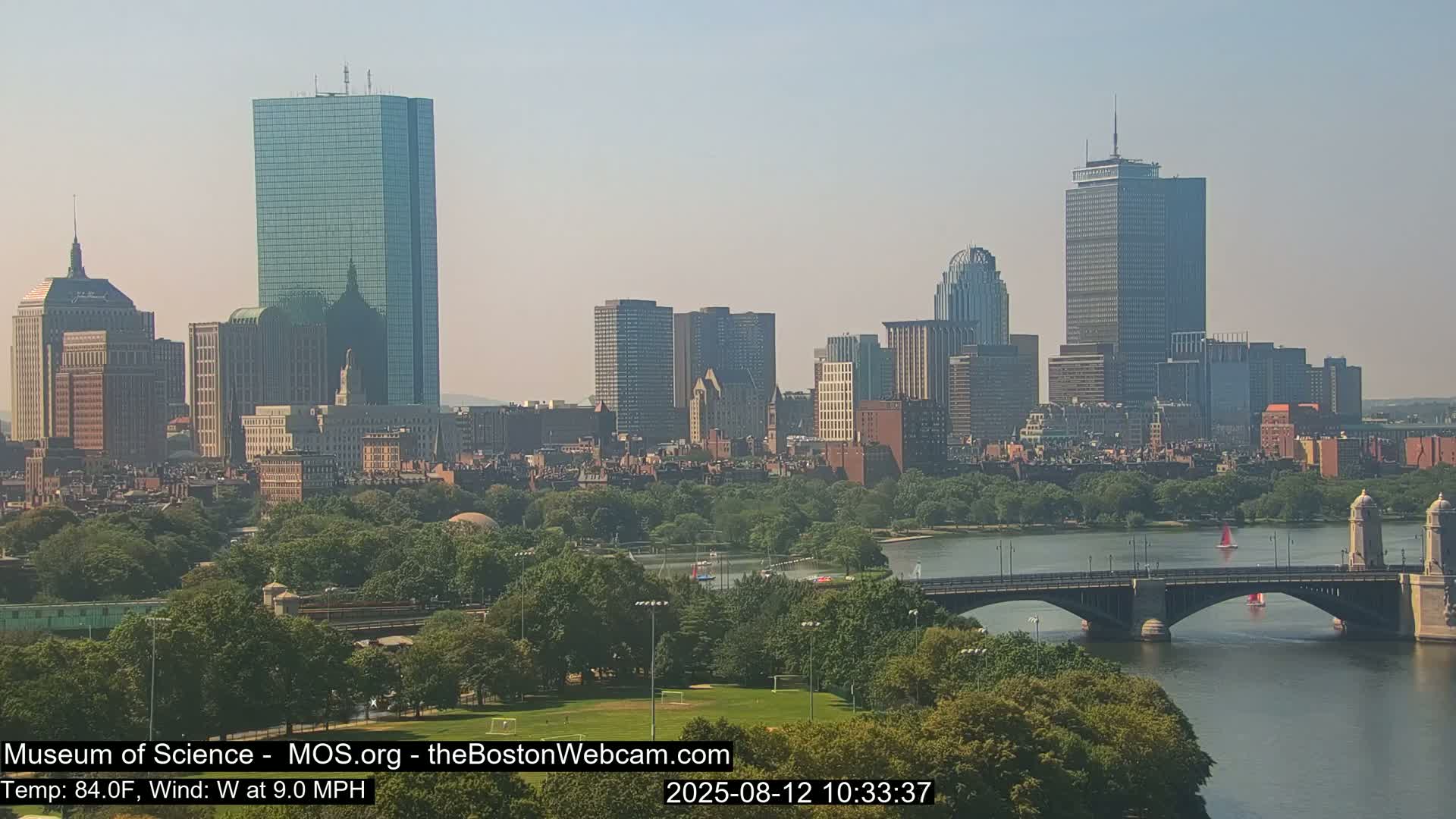 Charles River & Boston City View Live Cam - Boston, Massachusetts, USA