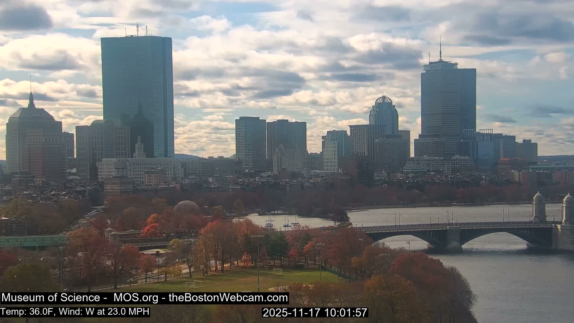 Charles River & Boston City View Live Cam - Boston, Massachusetts, USA