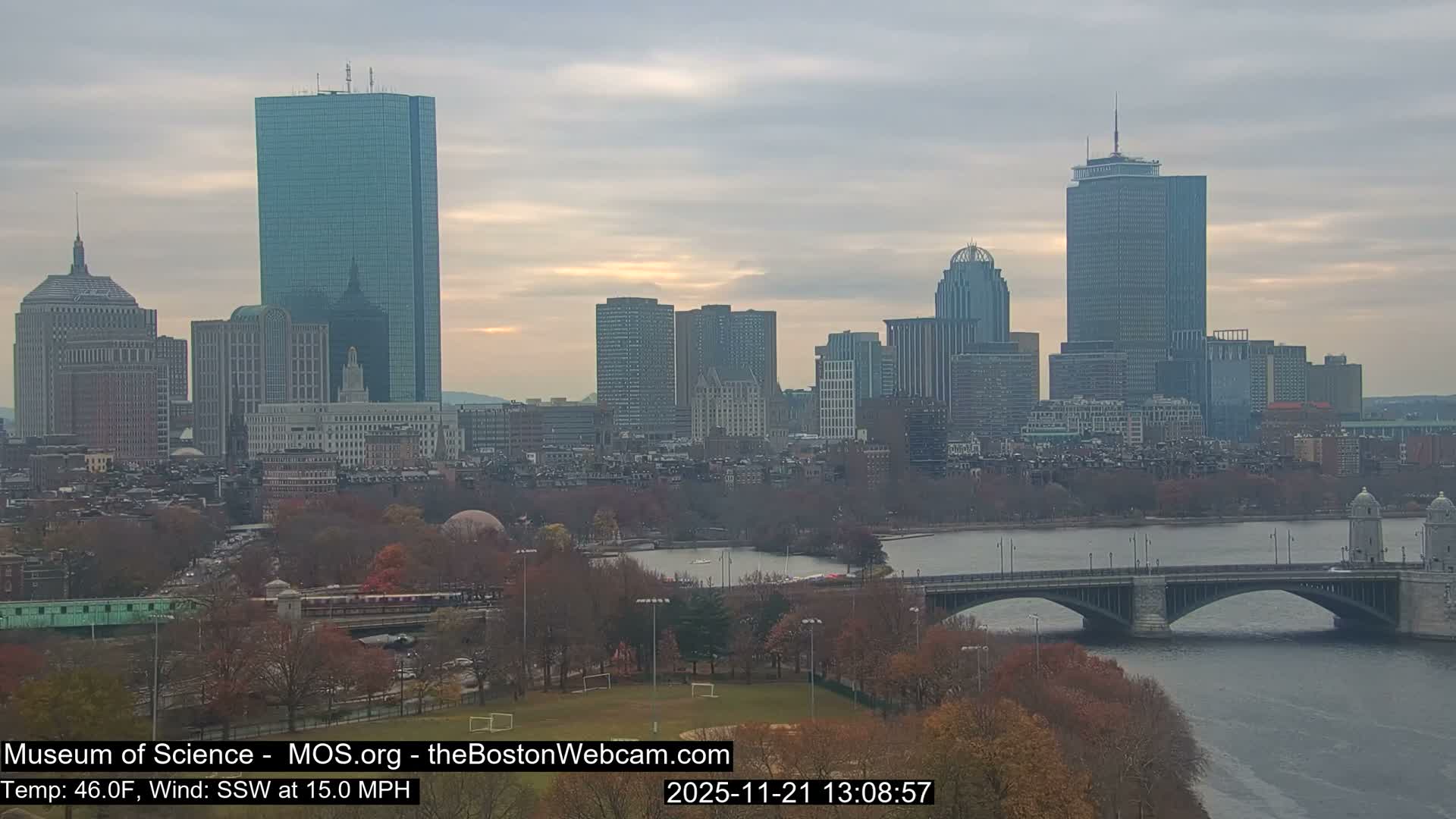 Charles River & Boston City View Live Cam - Boston, Massachusetts, USA