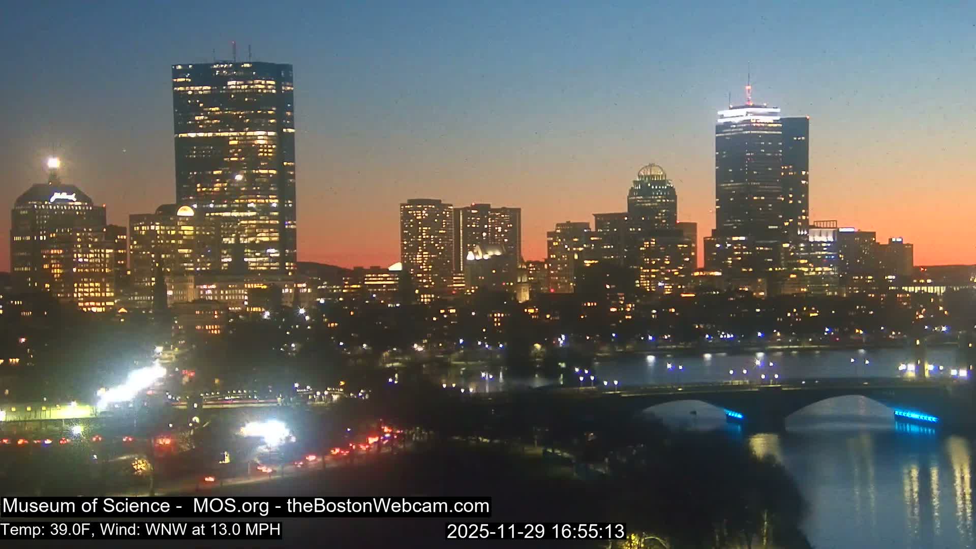 Charles River & Boston City View Live Cam - Boston, Massachusetts, USA