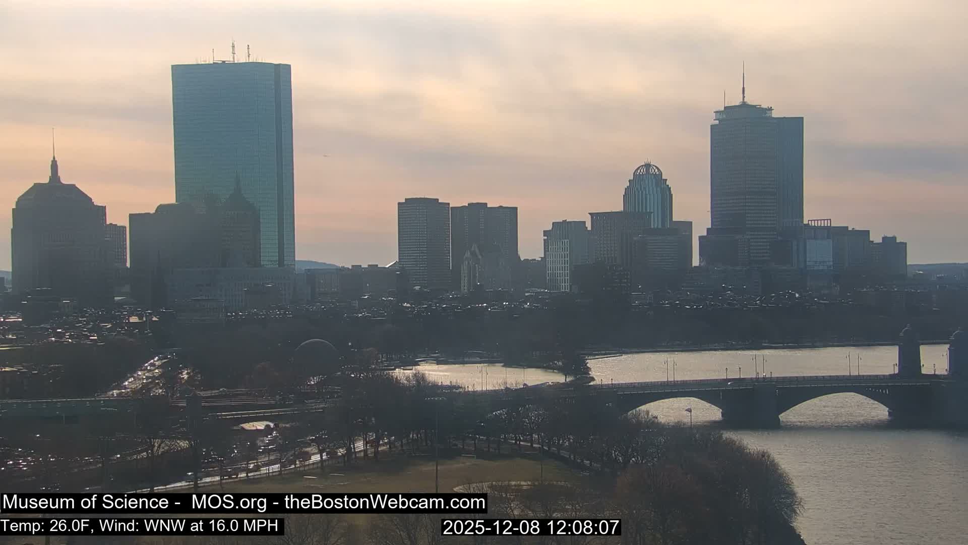 Charles River & Boston City View Live Cam - Boston, Massachusetts, USA