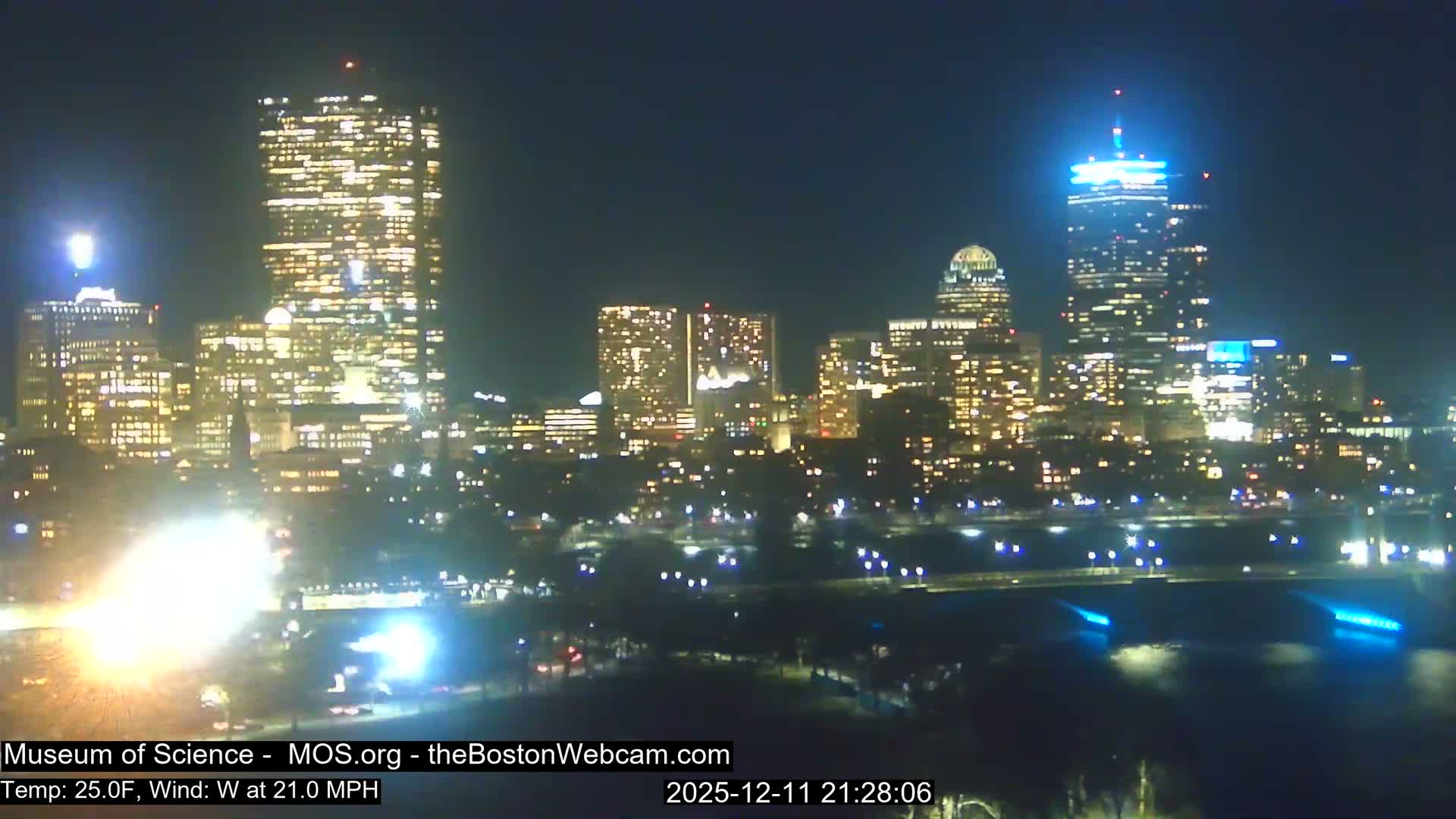 Charles River & Boston City View Live Cam - Boston, Massachusetts, USA