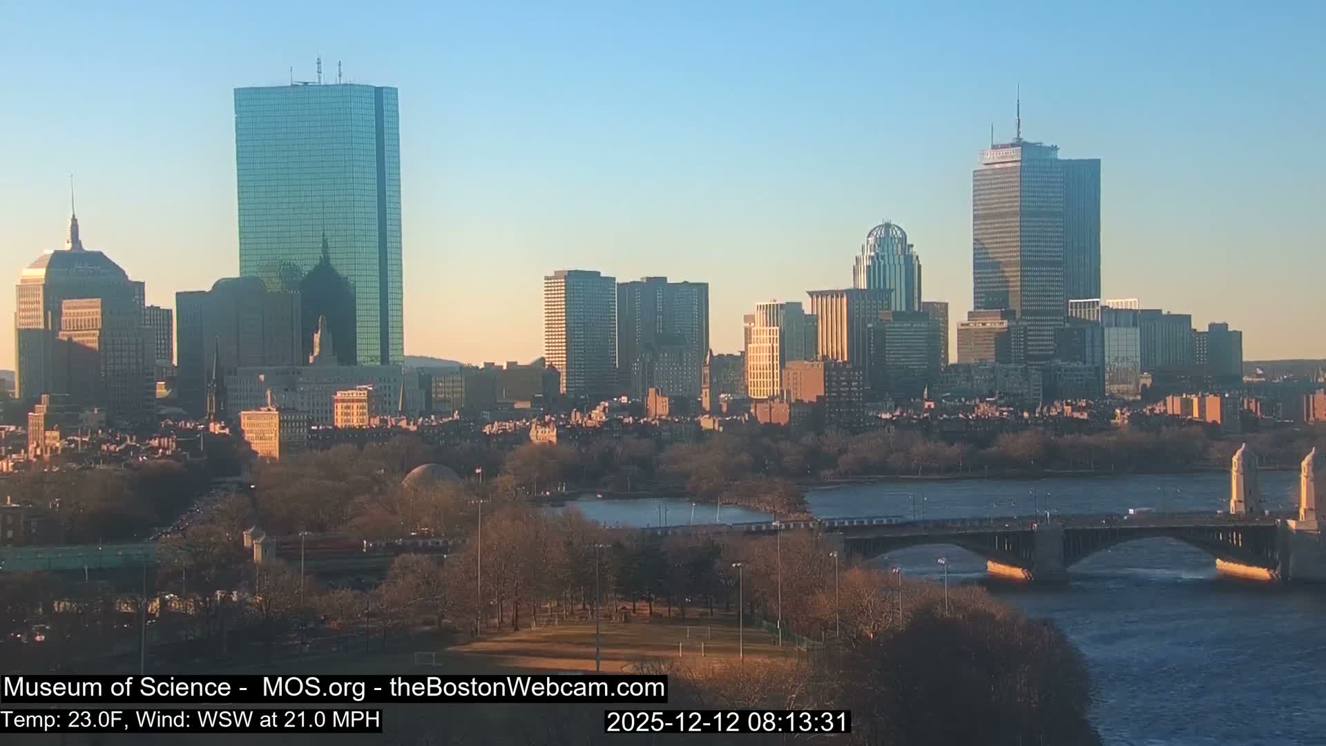 Charles River & Boston City View Live Cam - Boston, Massachusetts, USA