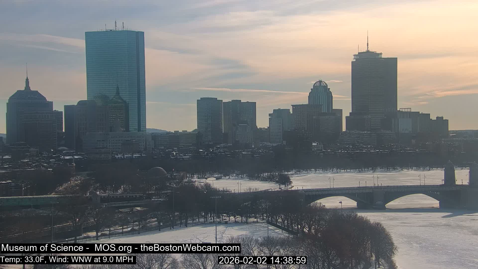 Charles River & Boston City View Live Cam - Boston, Massachusetts, USA