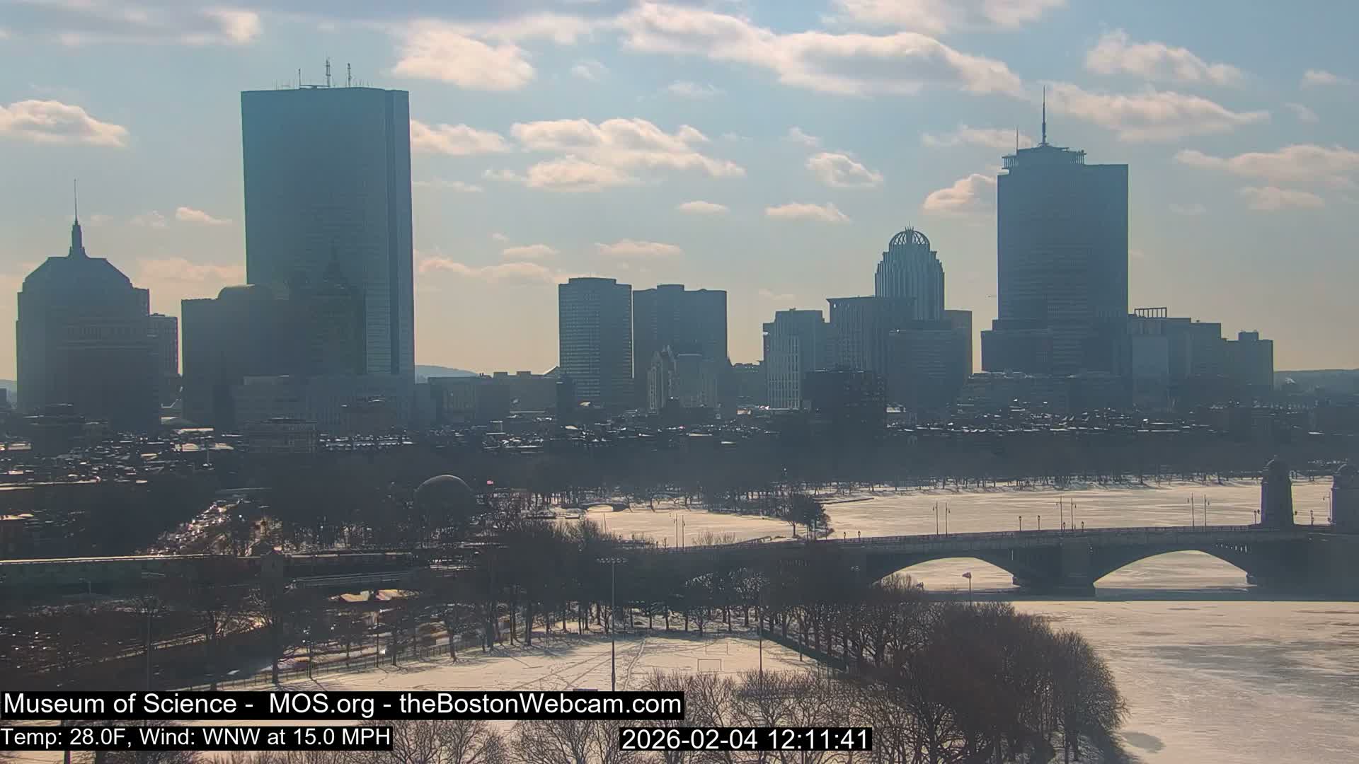 Charles River & Boston City View Live Cam - Boston, Massachusetts, USA