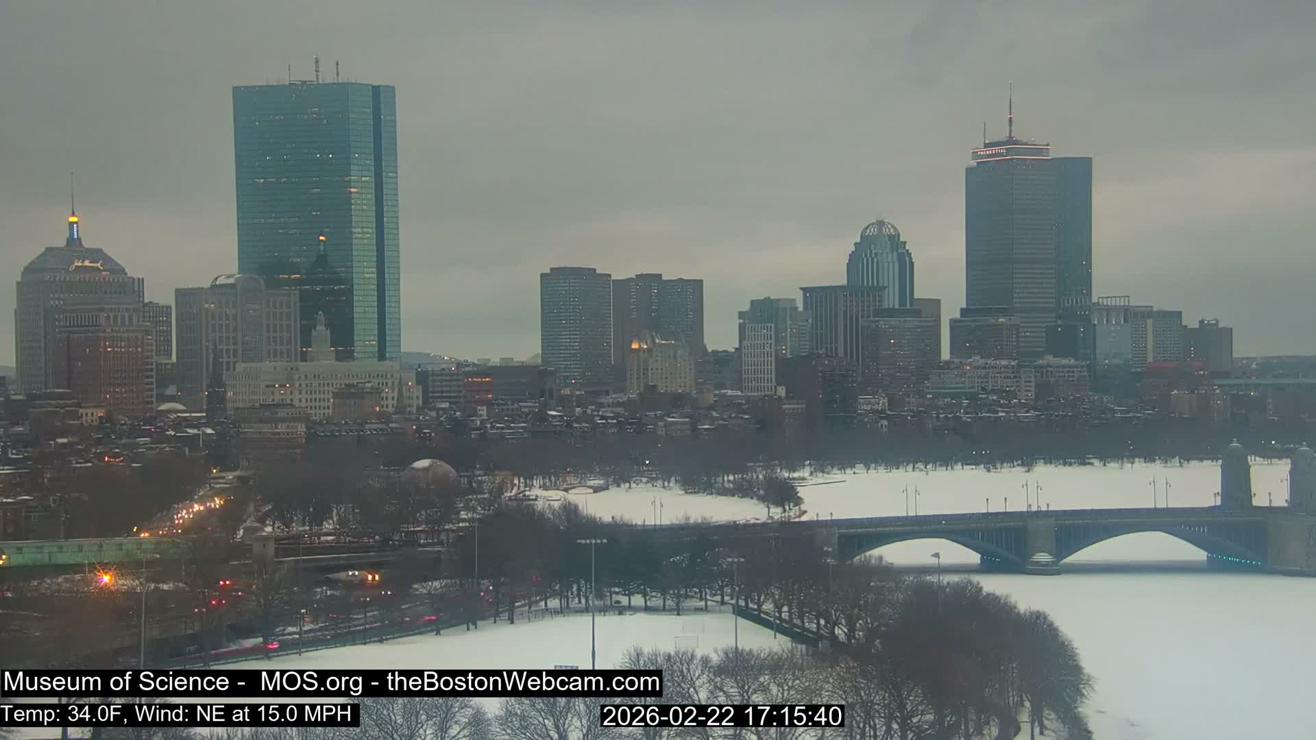 Charles River & Boston City View Live Cam - Boston, Massachusetts, USA