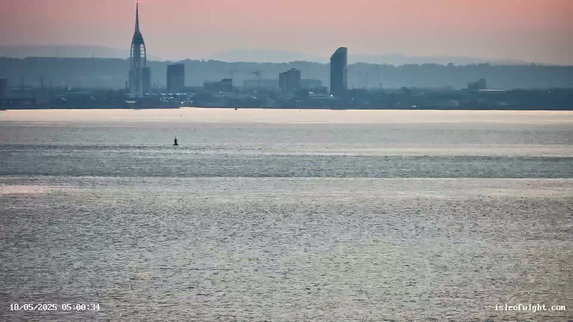 Isle of Wight Ryde / Solent / Southsea/ Portsmuth Scene Live Cam - Ryde, Isle of Wight, South East, England, United Kingdom