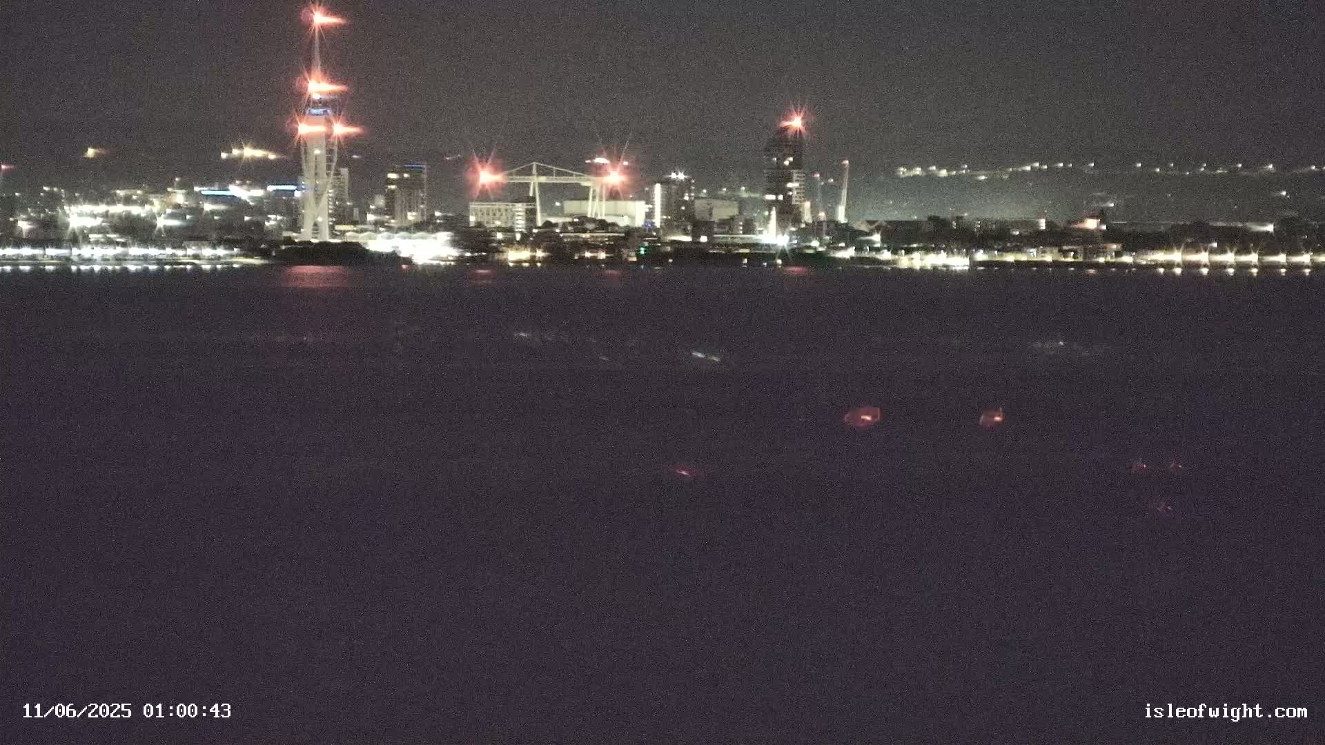 Isle of Wight Ryde / Solent / Southsea/ Portsmuth Scene Live Cam - Ryde, Isle of Wight, South East, England, United Kingdom
