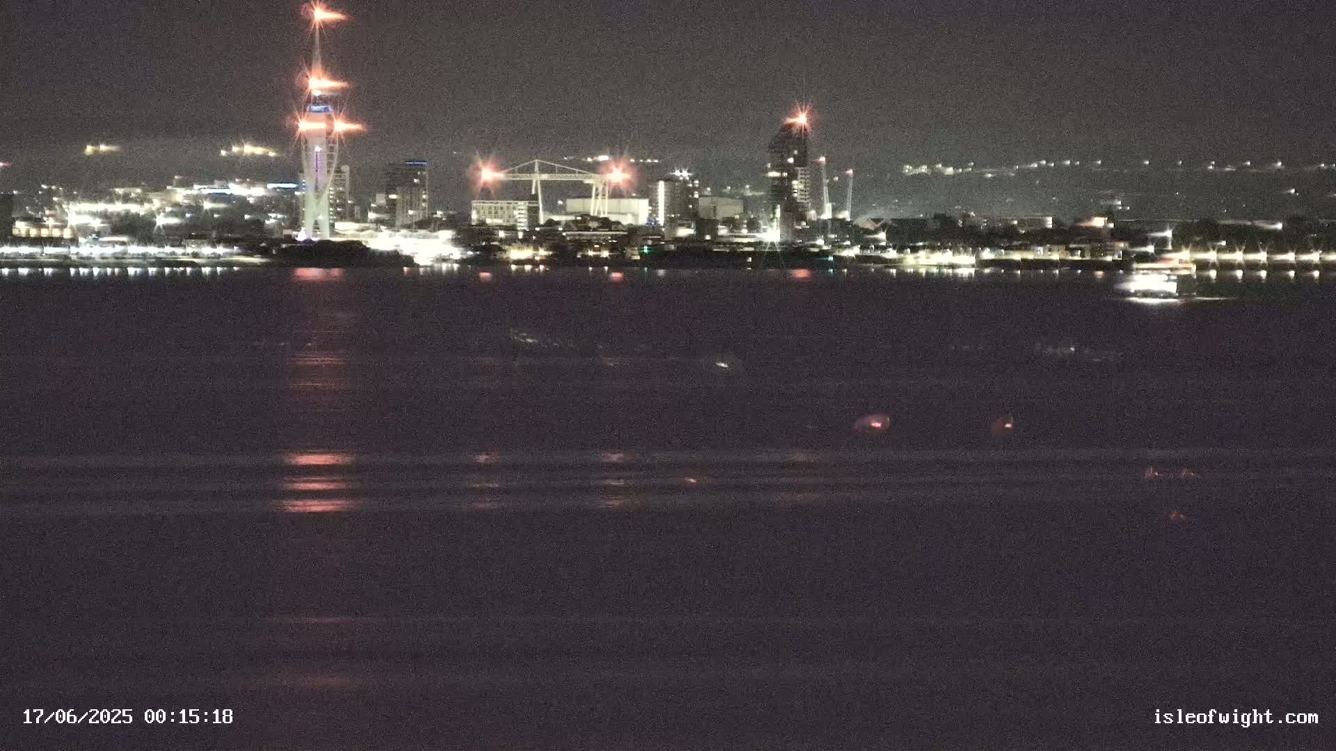 Isle of Wight Ryde / Solent / Southsea/ Portsmuth Scene Live Cam - Ryde, Isle of Wight, South East, England, United Kingdom