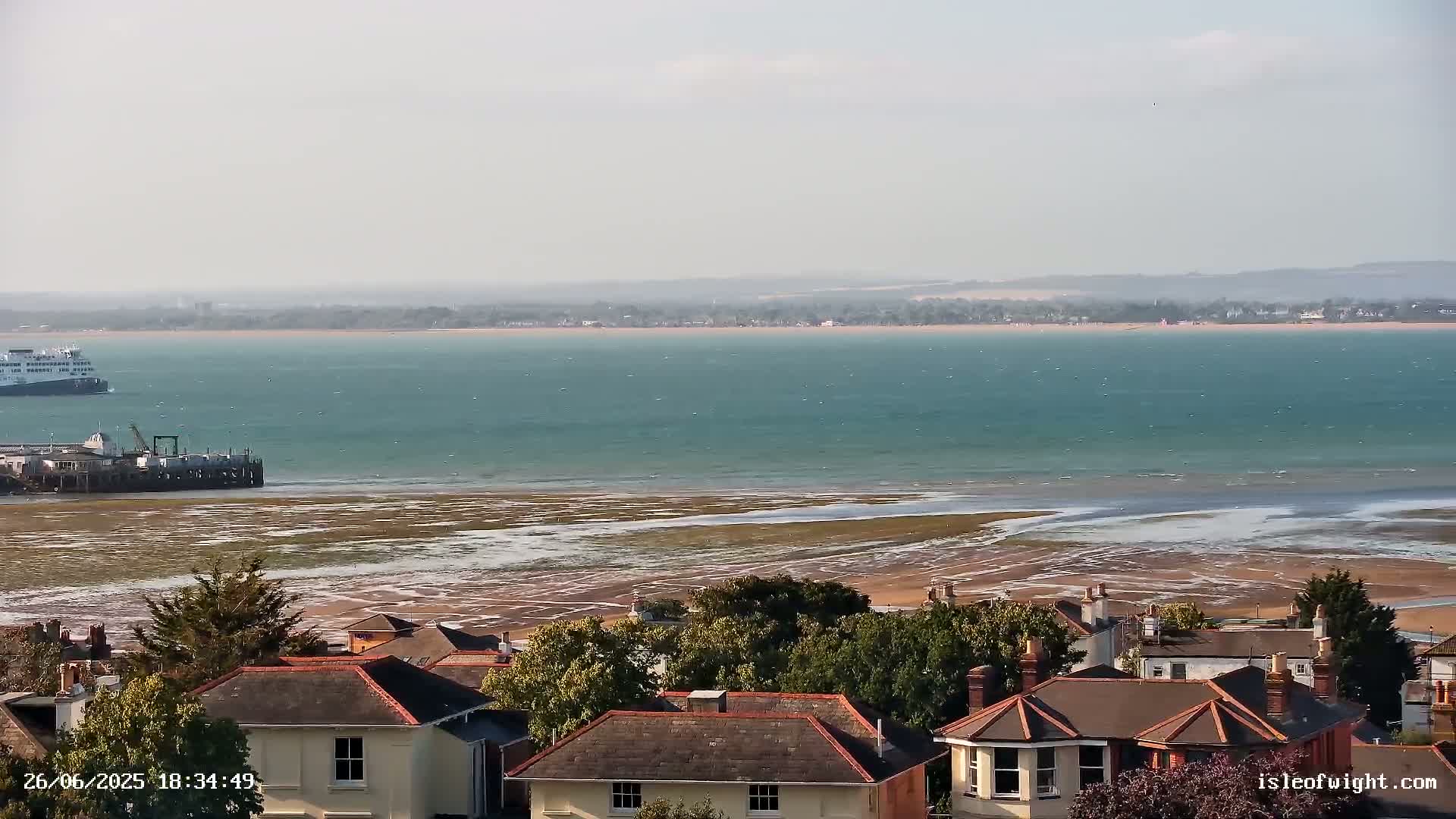 Isle of Wight Ryde / Solent / Southsea/ Portsmuth Scene Live Cam - Ryde, Isle of Wight, South East, England, United Kingdom