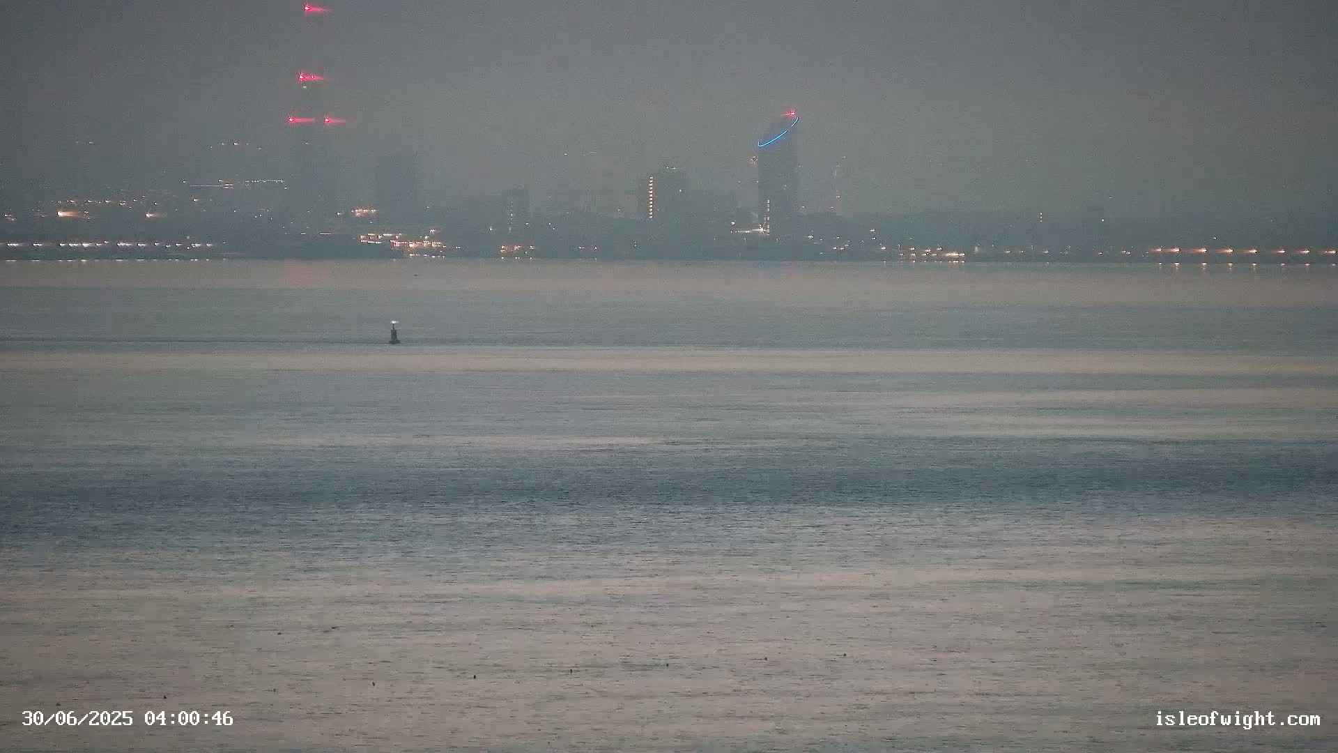 Isle of Wight Ryde / Solent / Southsea/ Portsmuth Scene Live Cam - Ryde, Isle of Wight, South East, England, United Kingdom