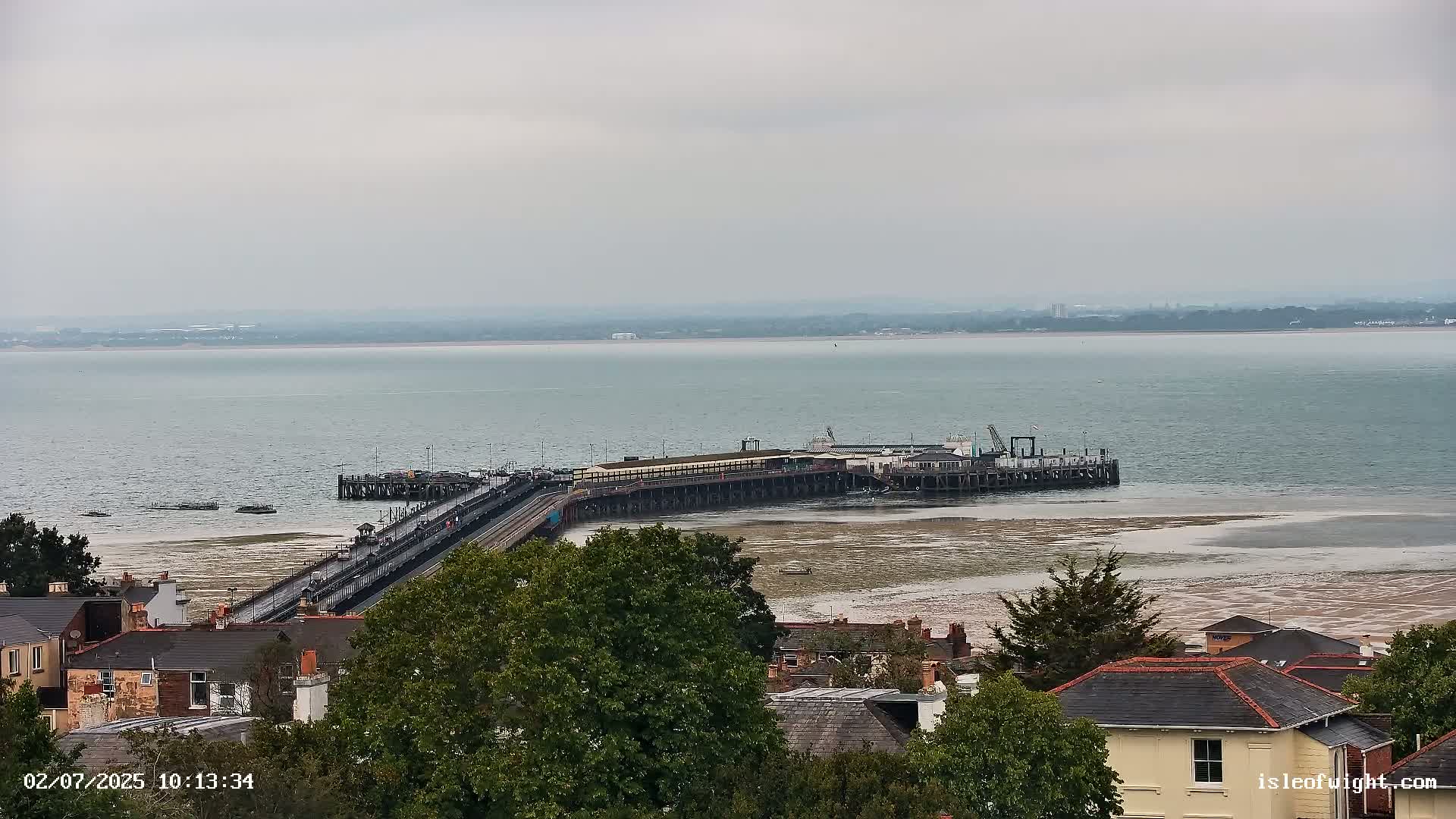 Isle of Wight Ryde / Solent / Southsea/ Portsmuth Scene Live Cam - Ryde, Isle of Wight, South East, England, United Kingdom