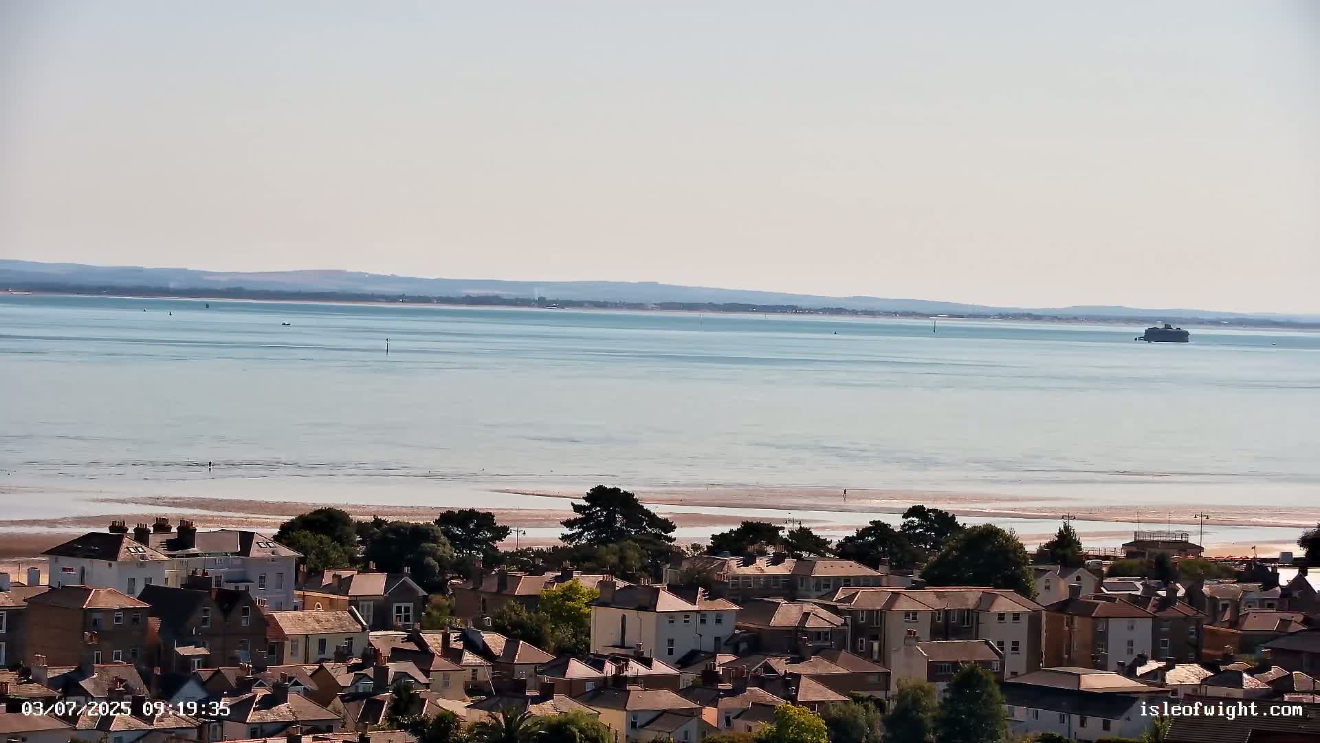 Isle of Wight Ryde / Solent / Southsea/ Portsmuth Scene Live Cam - Ryde, Isle of Wight, South East, England, United Kingdom