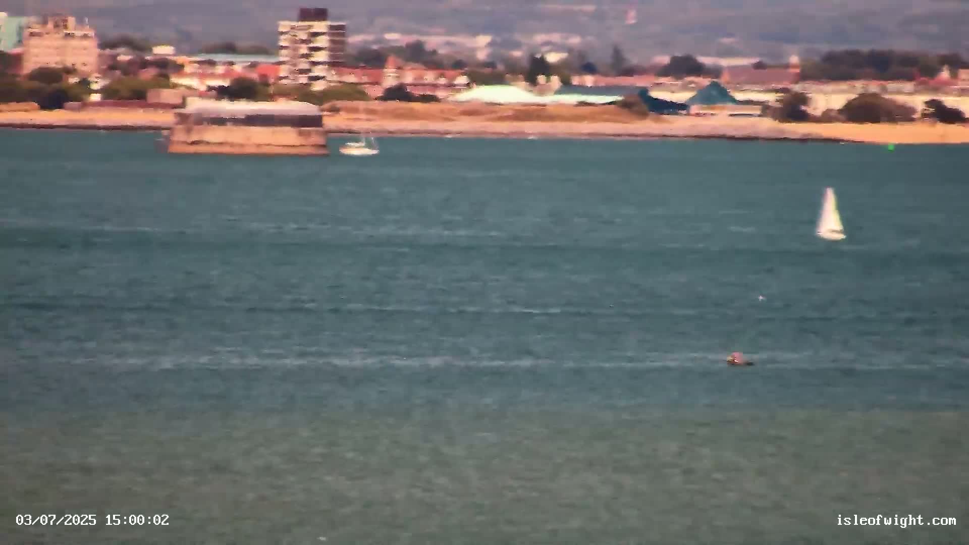 Isle of Wight Ryde / Solent / Southsea/ Portsmuth Scene Live Cam - Ryde, Isle of Wight, South East, England, United Kingdom