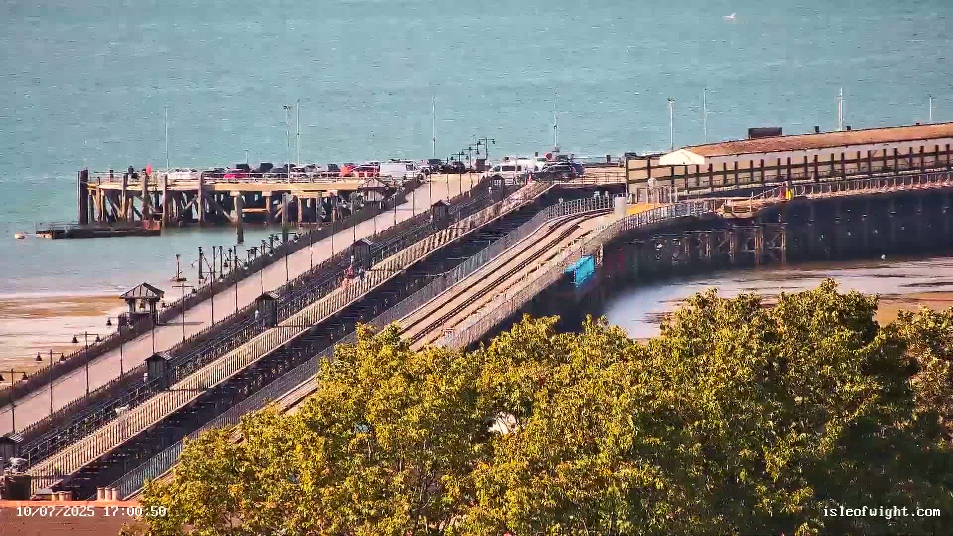 Isle of Wight Ryde / Solent / Southsea/ Portsmuth Scene Live Cam - Ryde, Isle of Wight, South East, England, United Kingdom