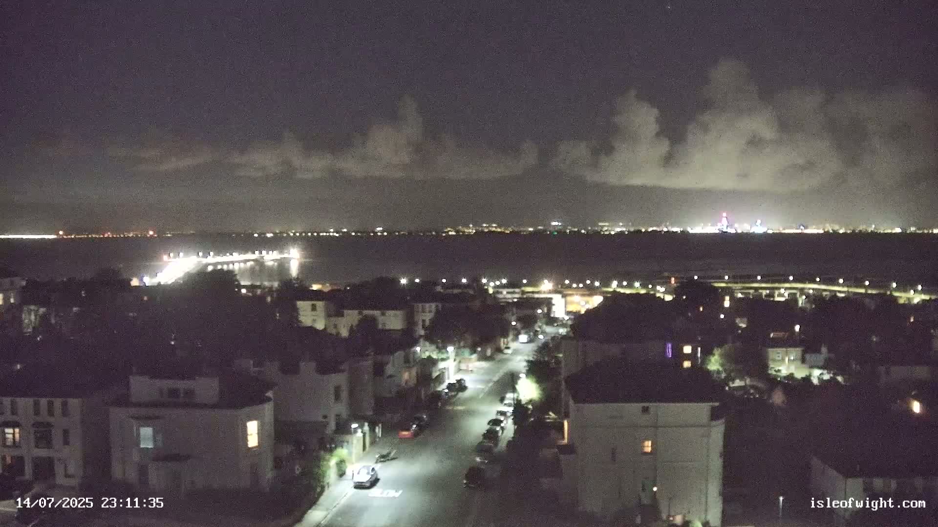Isle of Wight Ryde / Solent / Southsea/ Portsmuth Scene Live Cam - Ryde, Isle of Wight, South East, England, United Kingdom