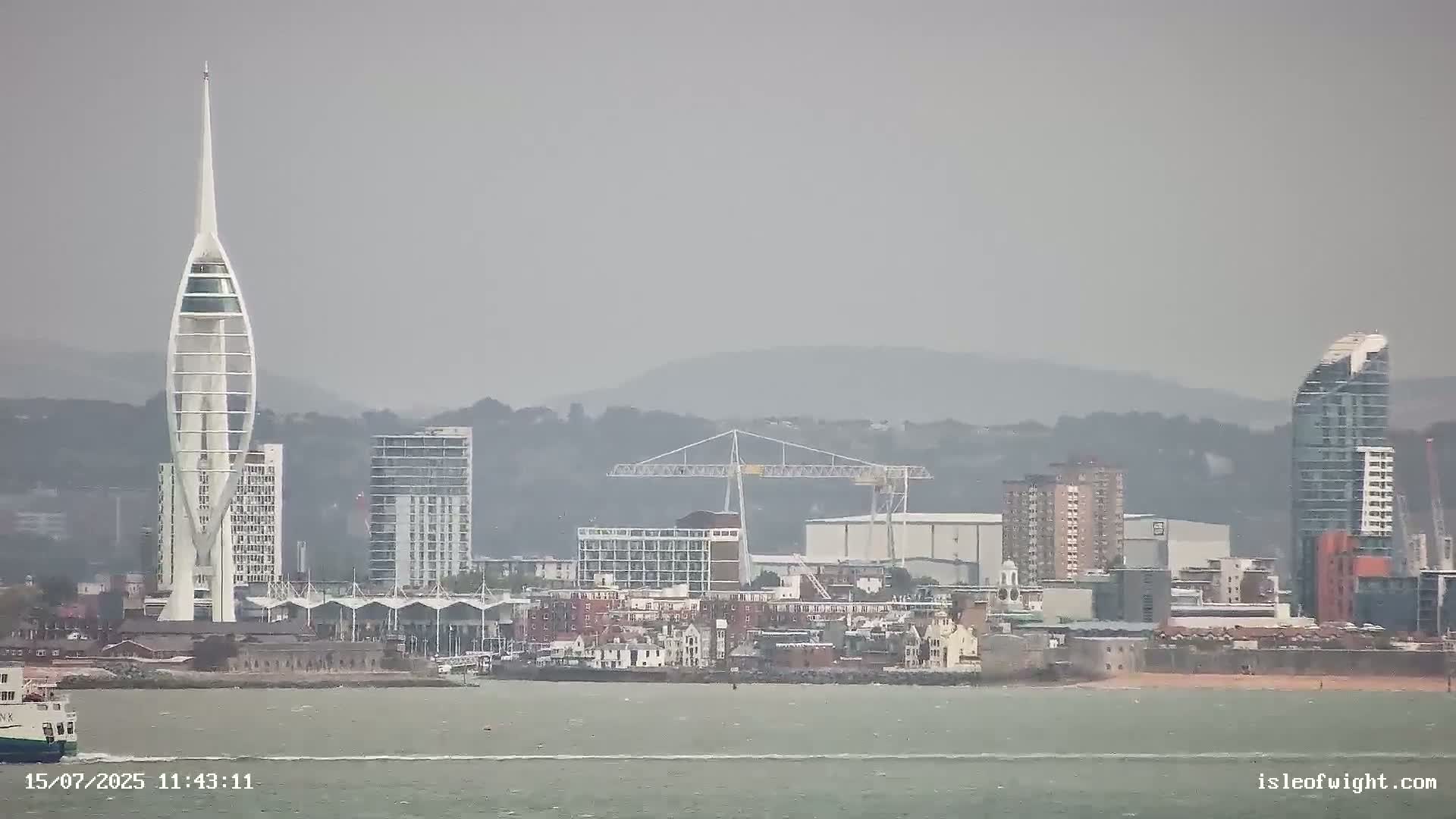 Isle of Wight Ryde / Solent / Southsea/ Portsmuth Scene Live Cam - Ryde, Isle of Wight, South East, England, United Kingdom
