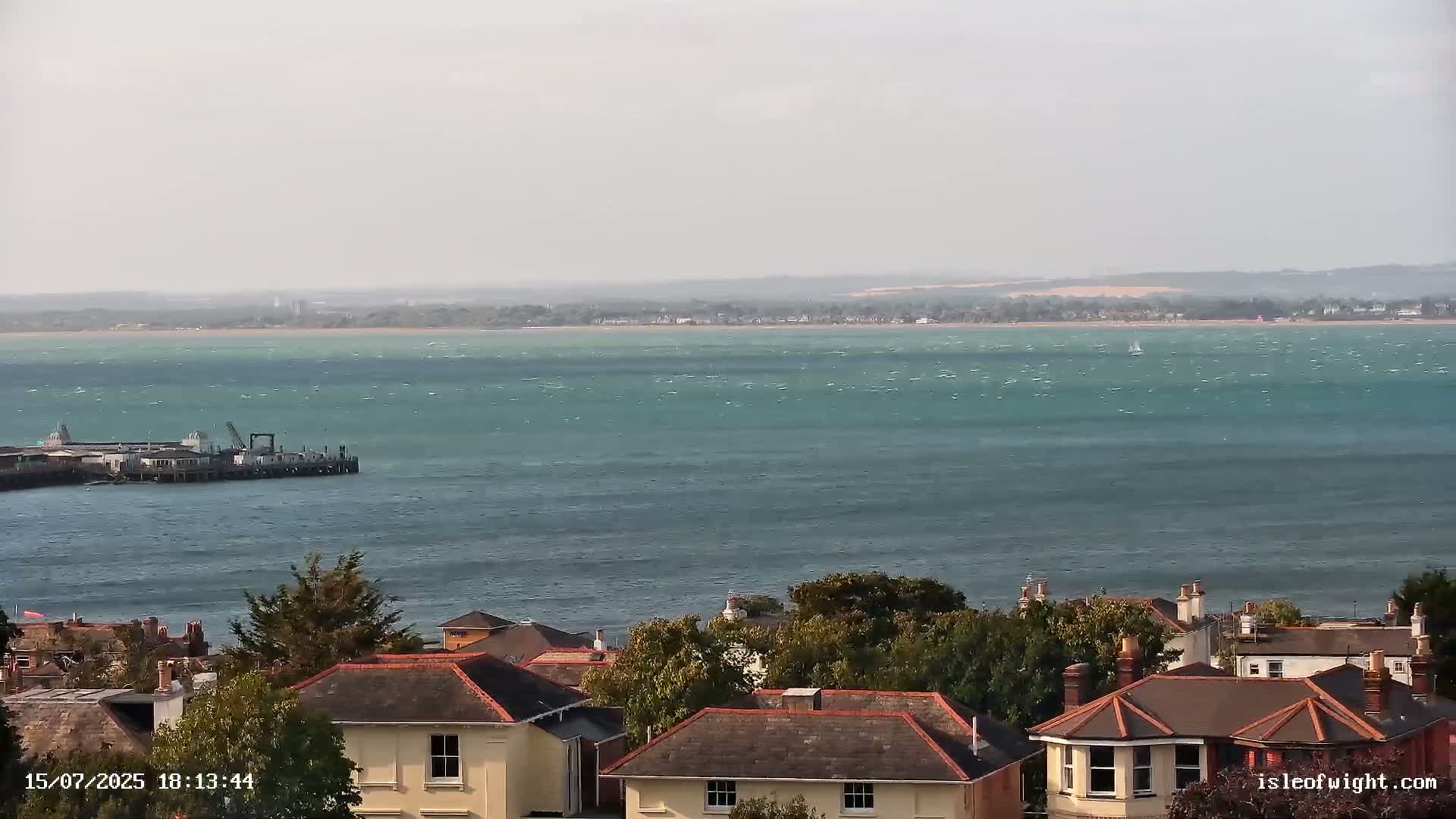 Isle of Wight Ryde / Solent / Southsea/ Portsmuth Scene Live Cam - Ryde, Isle of Wight, South East, England, United Kingdom