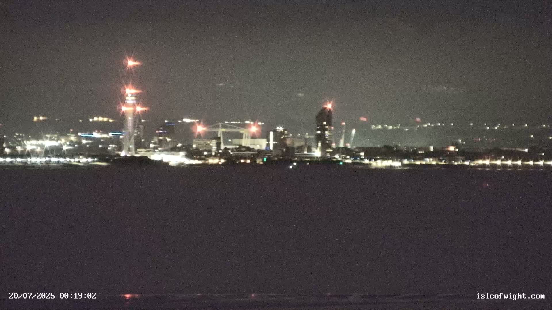Isle of Wight Ryde / Solent / Southsea/ Portsmuth Scene Live Cam - Ryde, Isle of Wight, South East, England, United Kingdom