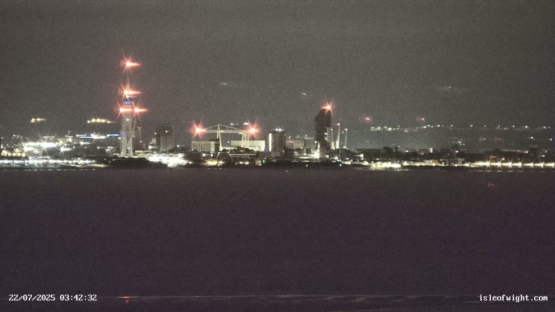Isle of Wight Ryde / Solent / Southsea/ Portsmuth Scene Live Cam - Ryde, Isle of Wight, South East, England, United Kingdom