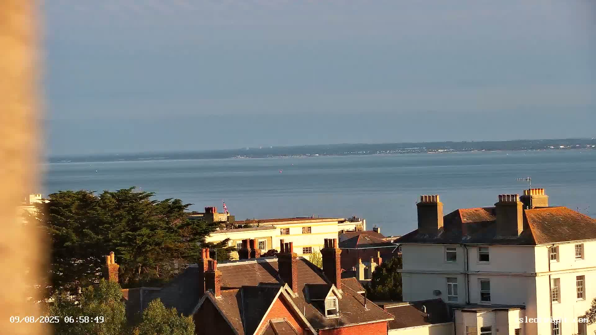 Isle of Wight Ryde / Solent / Southsea/ Portsmuth Scene Live Cam - Ryde, Isle of Wight, South East, England, United Kingdom