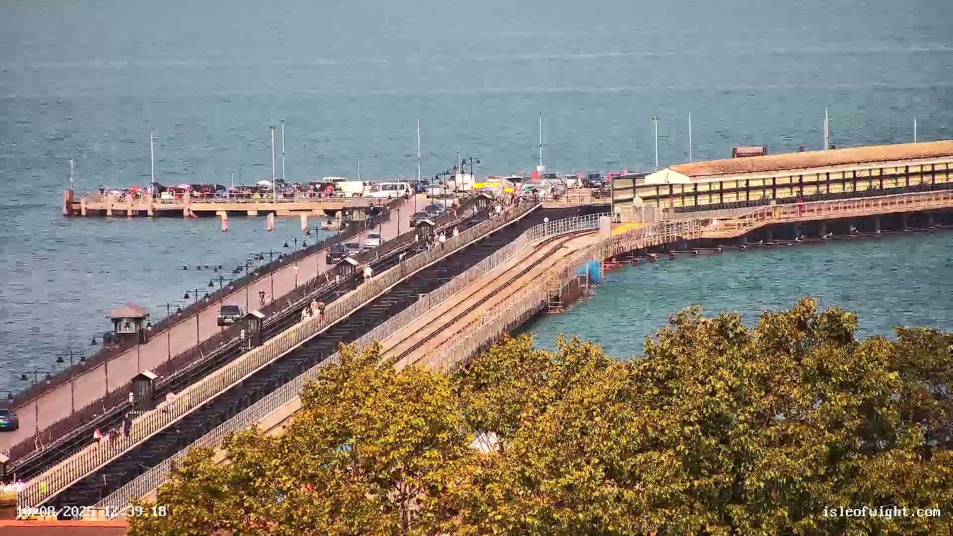 Isle of Wight Ryde / Solent / Southsea/ Portsmuth Scene Live Cam - Ryde, Isle of Wight, South East, England, United Kingdom