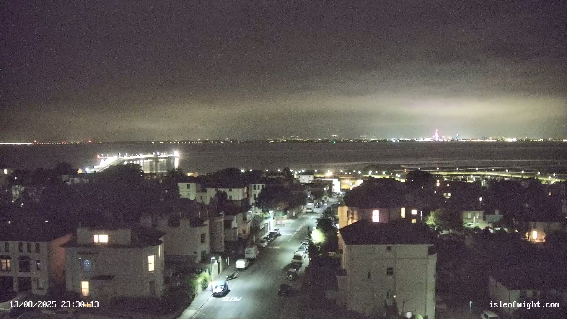 Isle of Wight Ryde / Solent / Southsea/ Portsmuth Scene Live Cam - Ryde, Isle of Wight, South East, England, United Kingdom