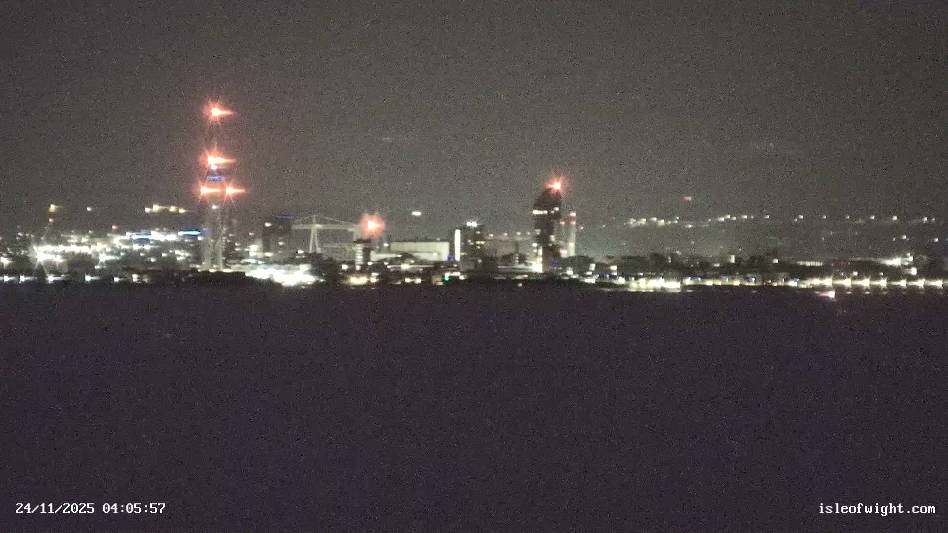 Isle of Wight Ryde / Solent / Southsea/ Portsmuth Scene Live Cam - Ryde, Isle of Wight, South East, England, United Kingdom