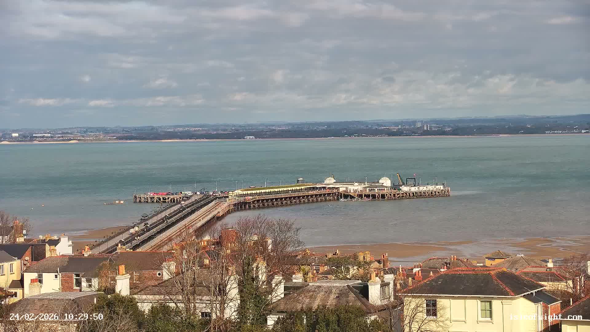 Isle of Wight Ryde / Solent / Southsea/ Portsmuth Scene Live Cam - Ryde, Isle of Wight, South East, England, United Kingdom