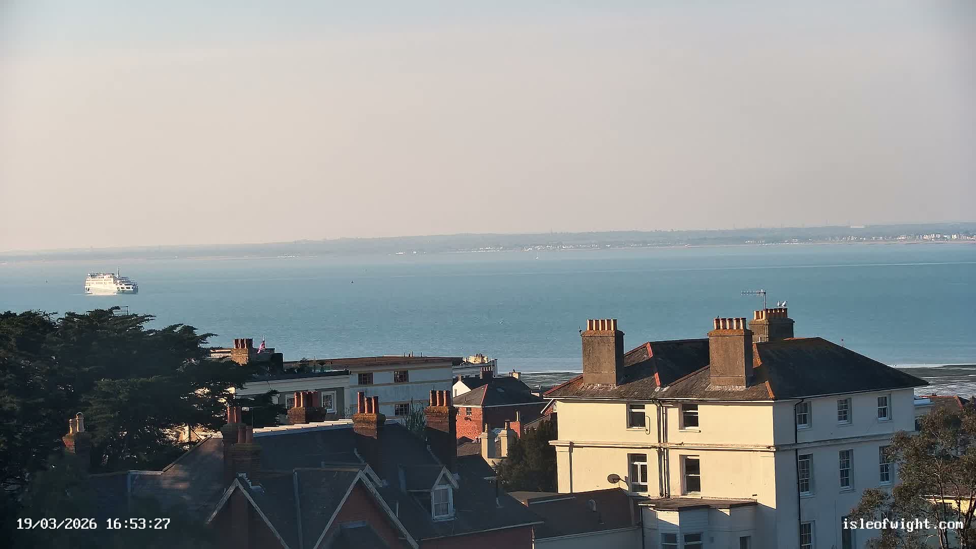 Isle of Wight Ryde / Solent / Southsea/ Portsmuth Scene Live Cam - Ryde, Isle of Wight, South East, England, United Kingdom