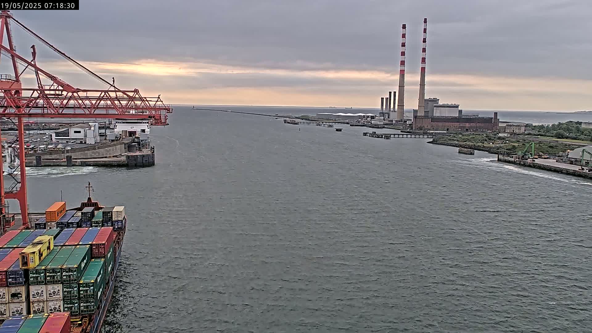 Dublin Bay & Port  Entrance Live Cam - Dublin, Eastern & Midland, Leinster, Ireland