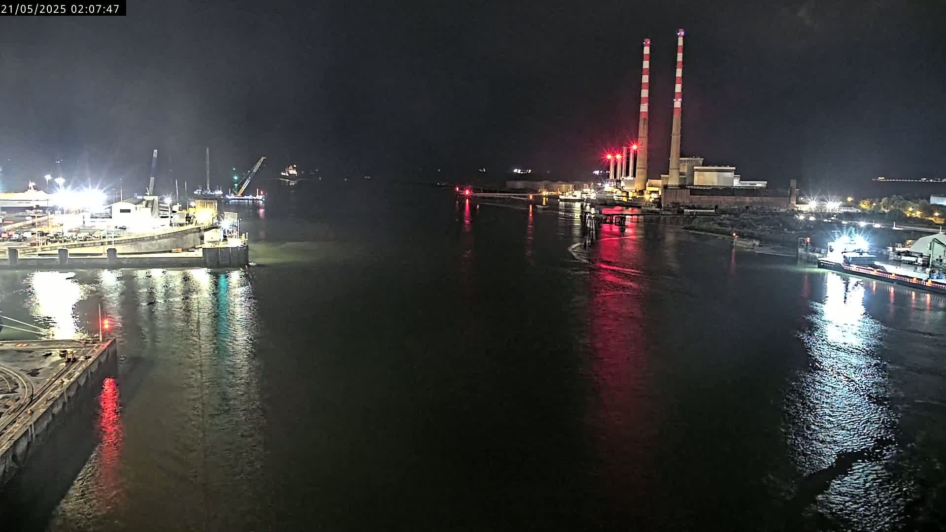 Dublin Bay & Port  Entrance Live Cam - Dublin, Eastern & Midland, Leinster, Ireland