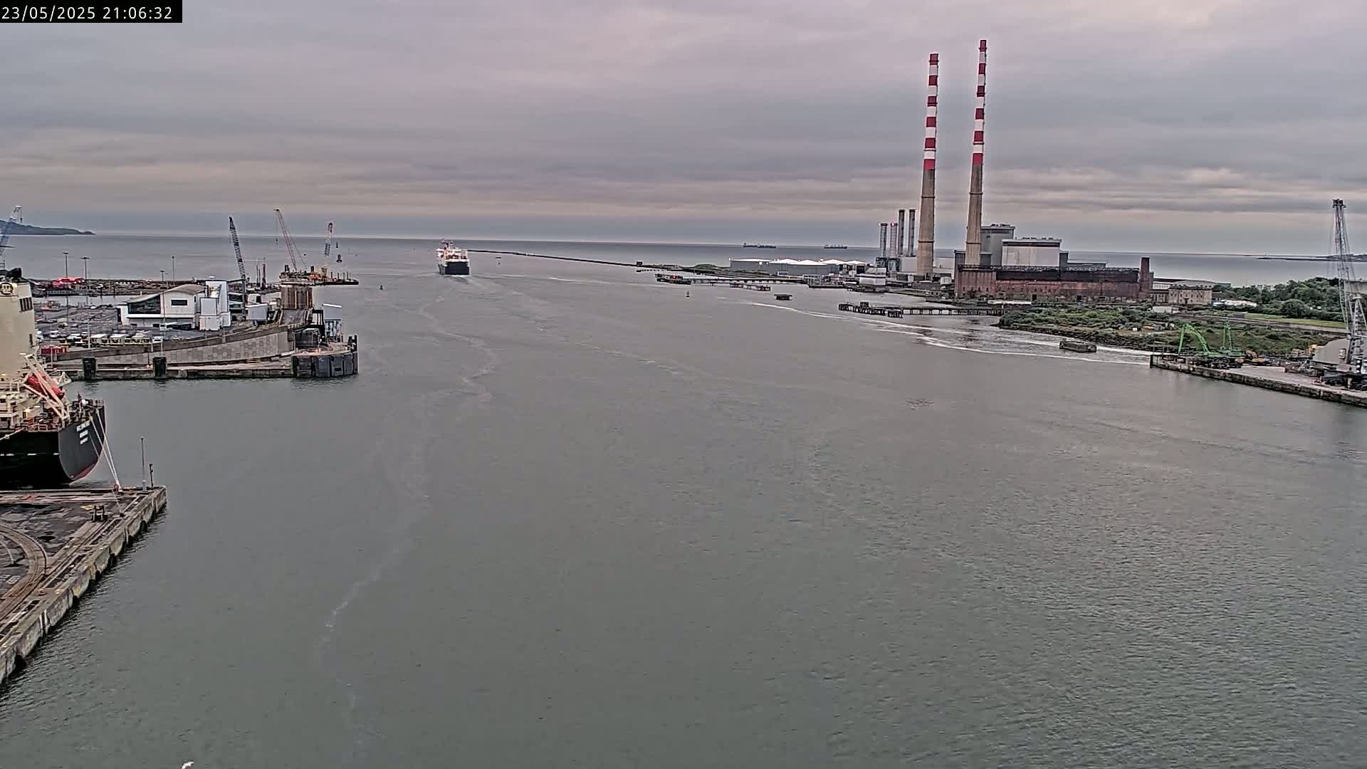 Dublin Bay & Port  Entrance Live Cam - Dublin, Eastern & Midland, Leinster, Ireland