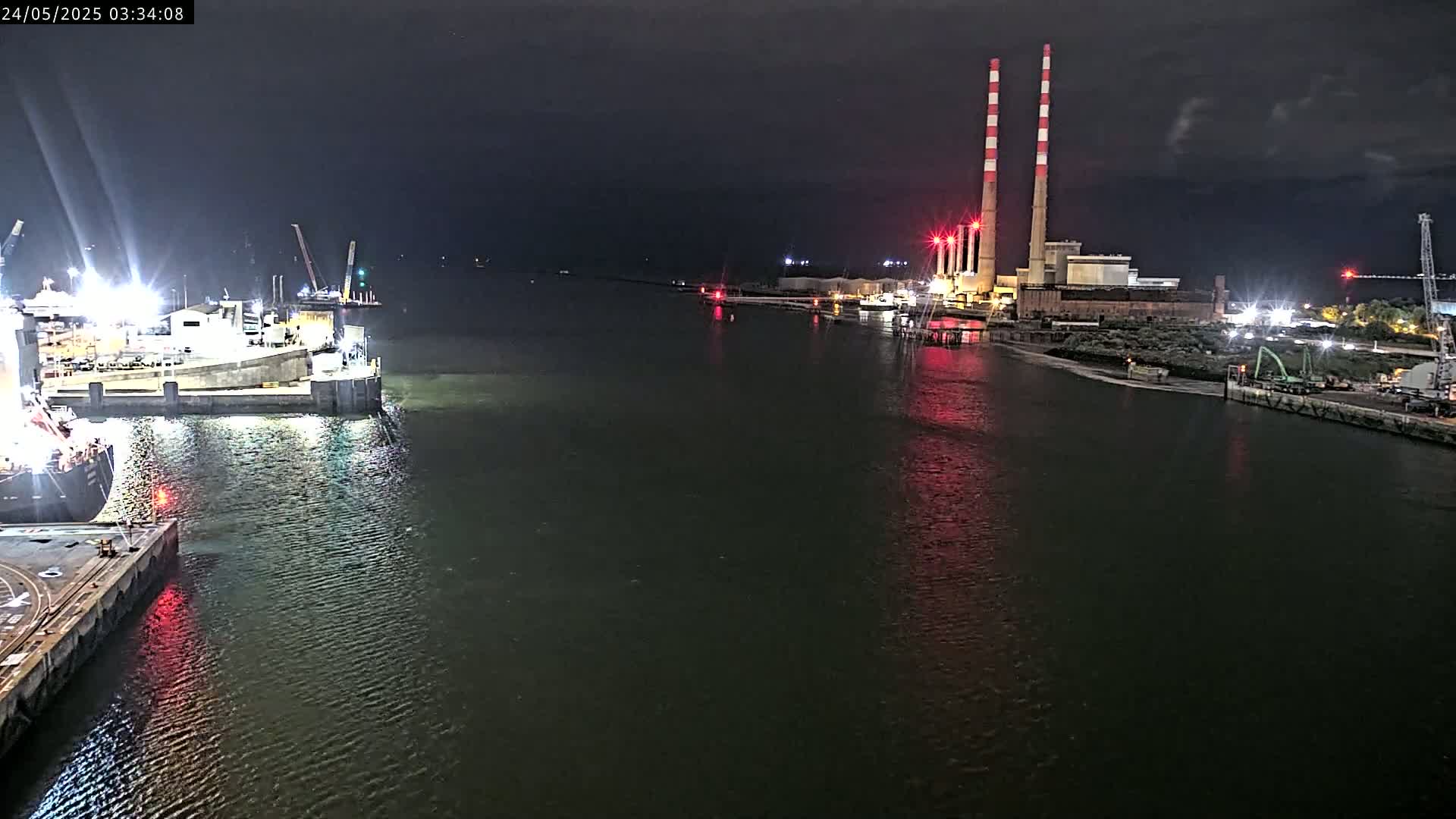 Dublin Bay & Port  Entrance Live Cam - Dublin, Eastern & Midland, Leinster, Ireland