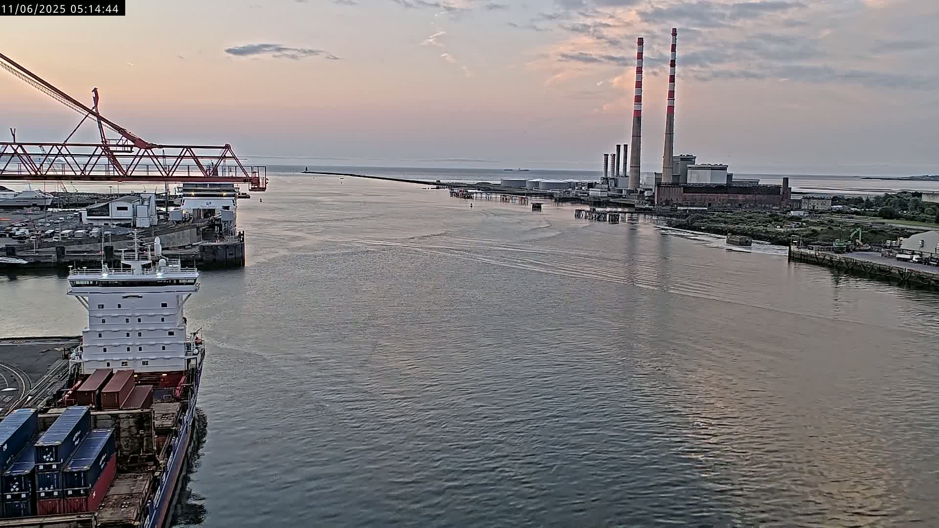 Dublin Bay & Port  Entrance Live Cam - Dublin, Eastern & Midland, Leinster, Ireland