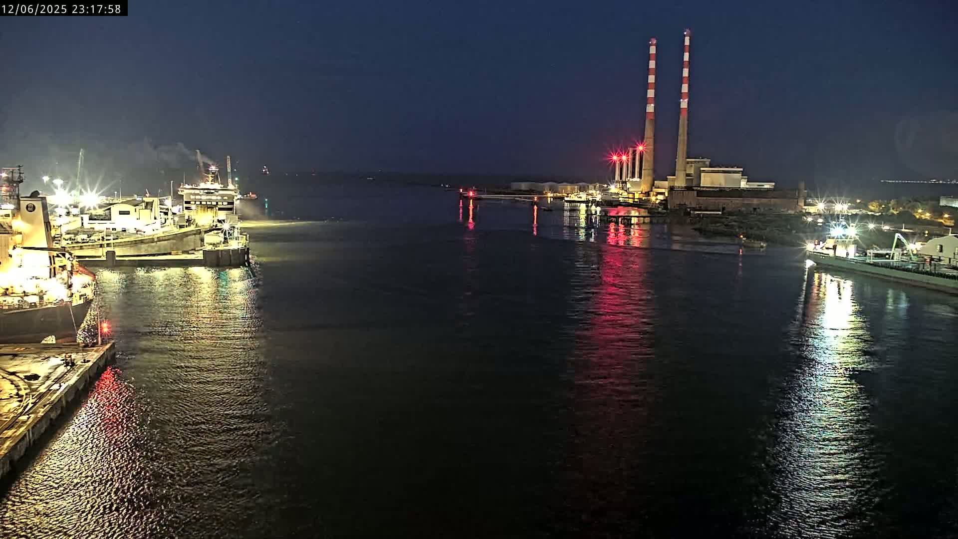 Dublin Bay & Port  Entrance Live Cam - Dublin, Eastern & Midland, Leinster, Ireland